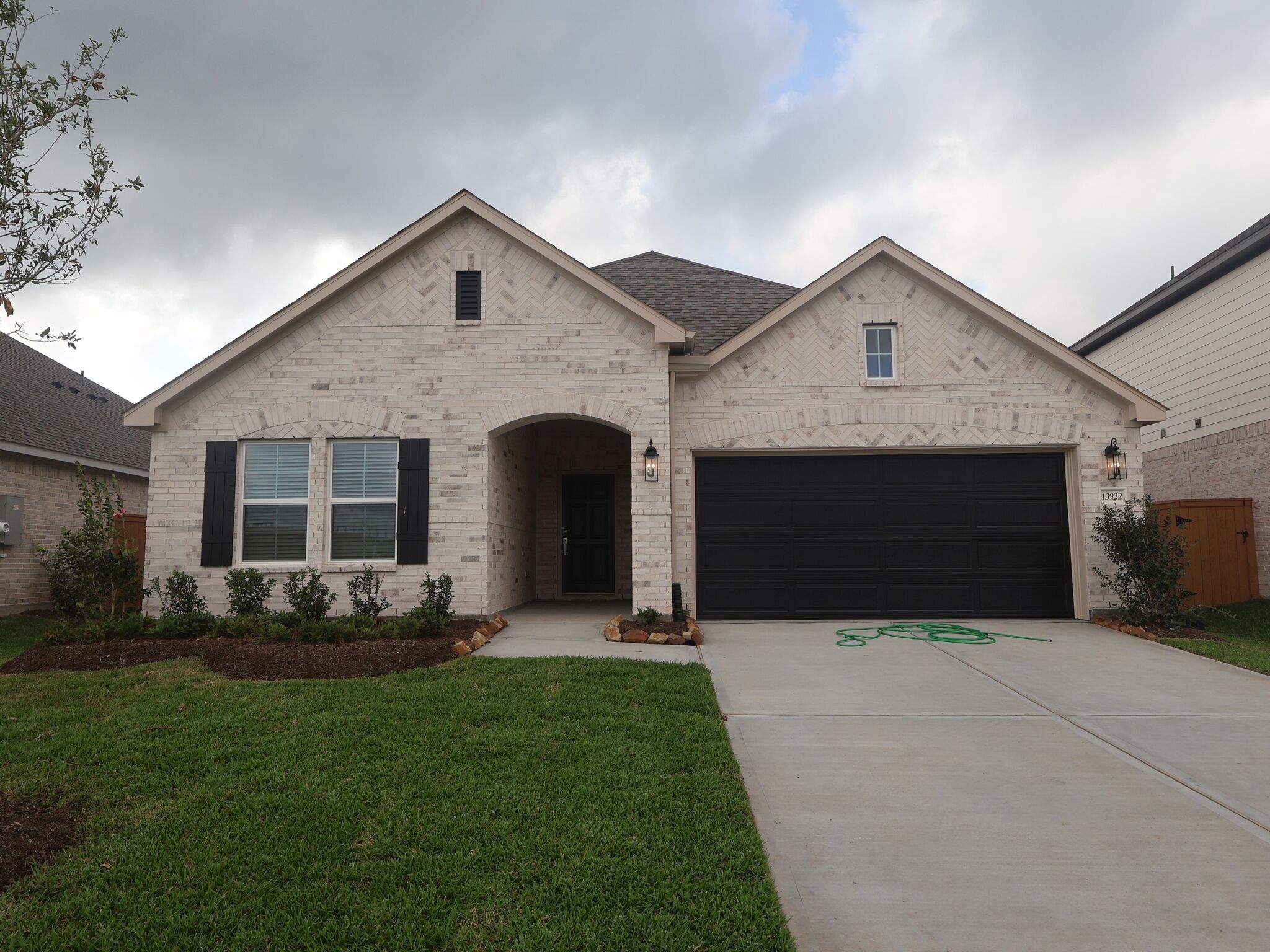 Esparanza - Lago Mar: Santa Fe, Texas - M/I Homes