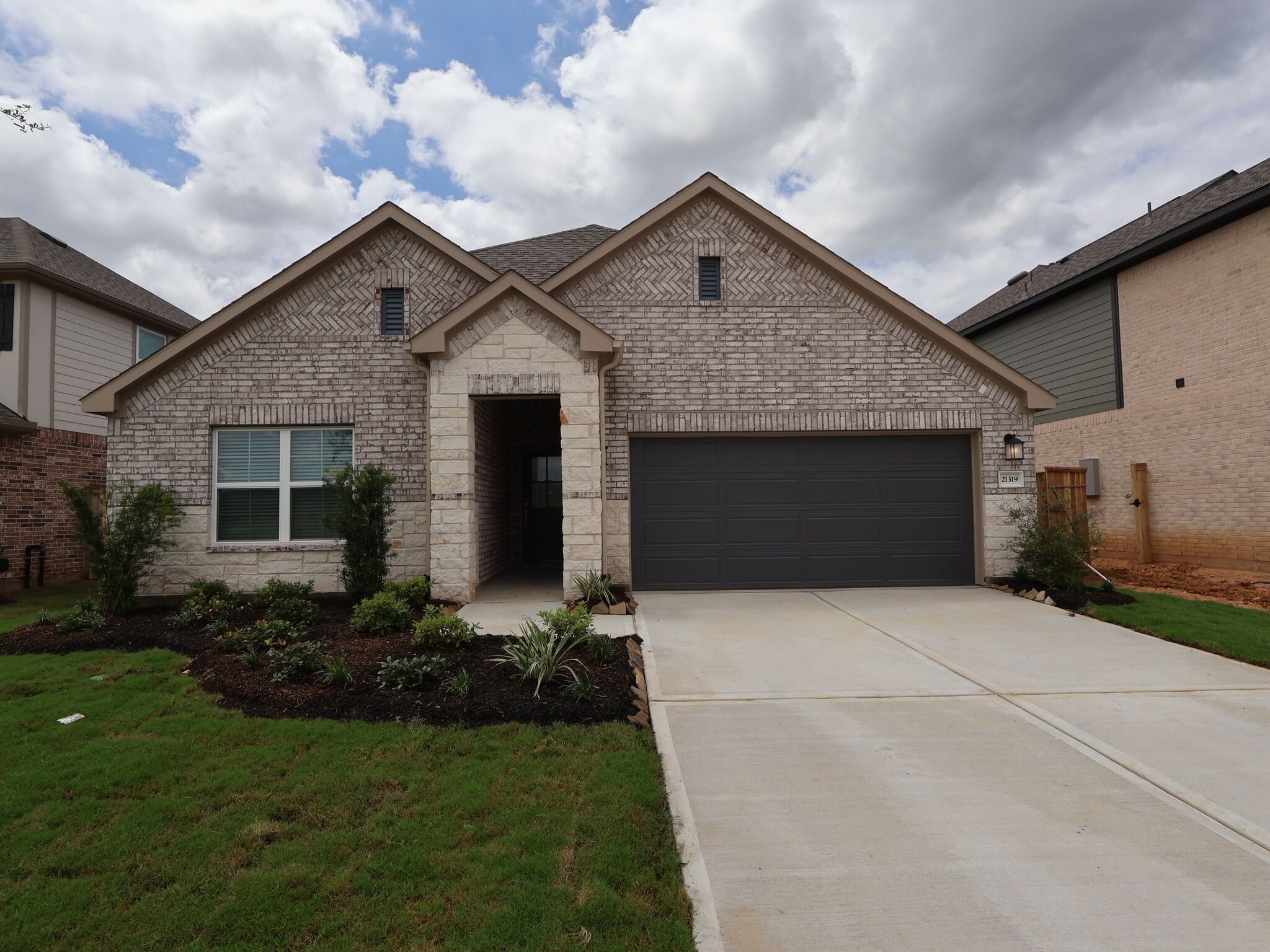 Polo - Sorella: Tomball, Texas - M/I Homes
