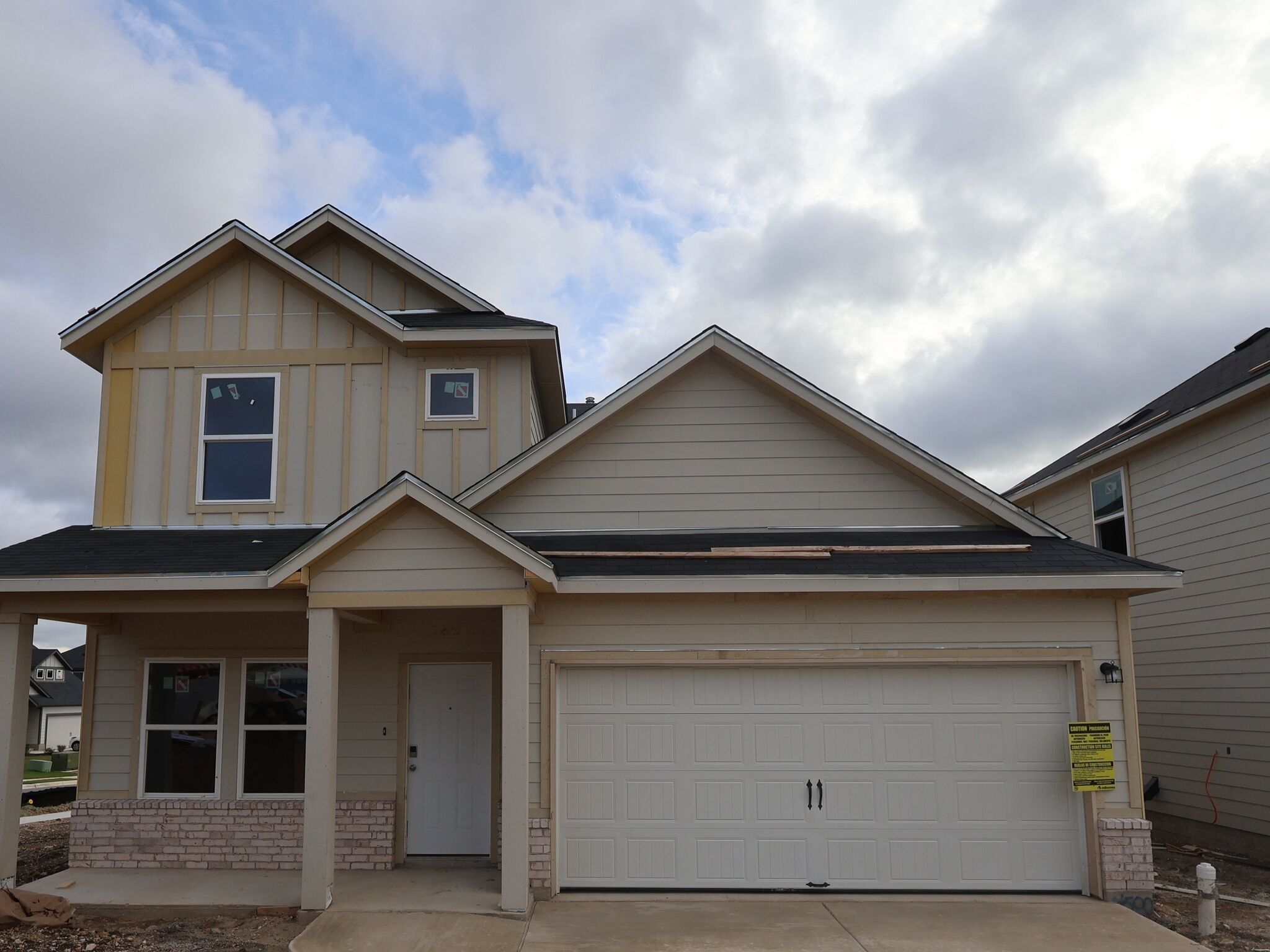 Falcon - Cascades At Onion Creek: Austin, Texas - M/I Homes