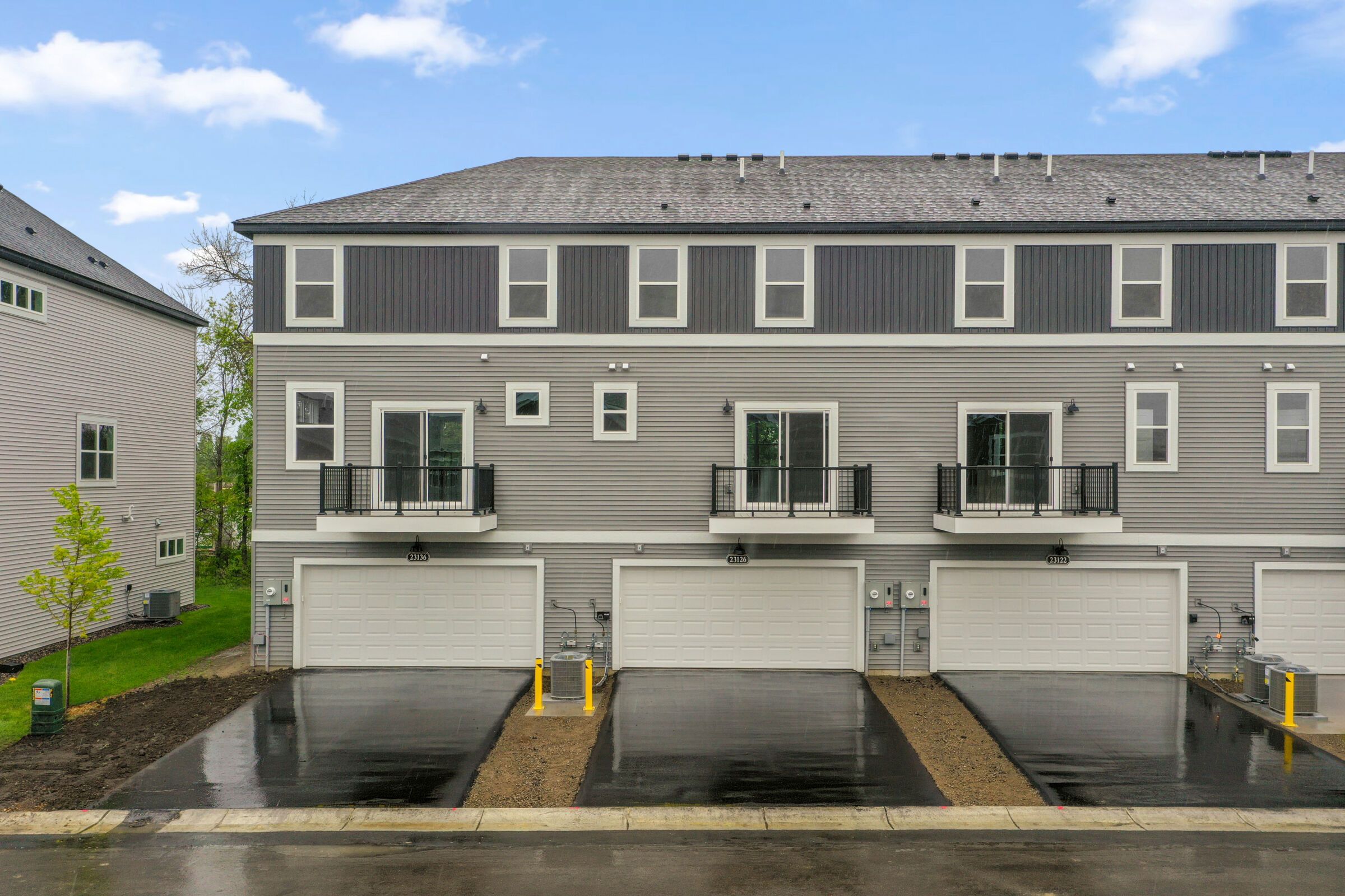 Athens II - Towns at Fox Creek: Rogers, Minnesota - M/I Homes