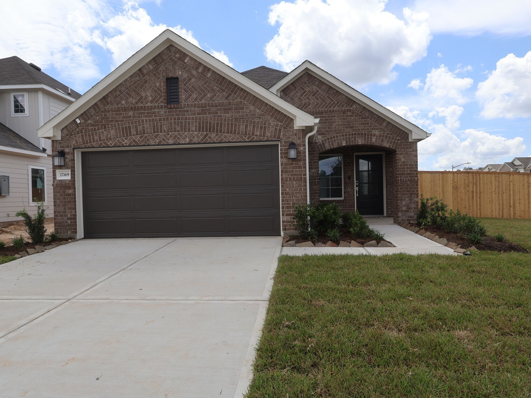 Magnolia - Pinewood At Grand Texas: New Caney, Texas - M/I Homes