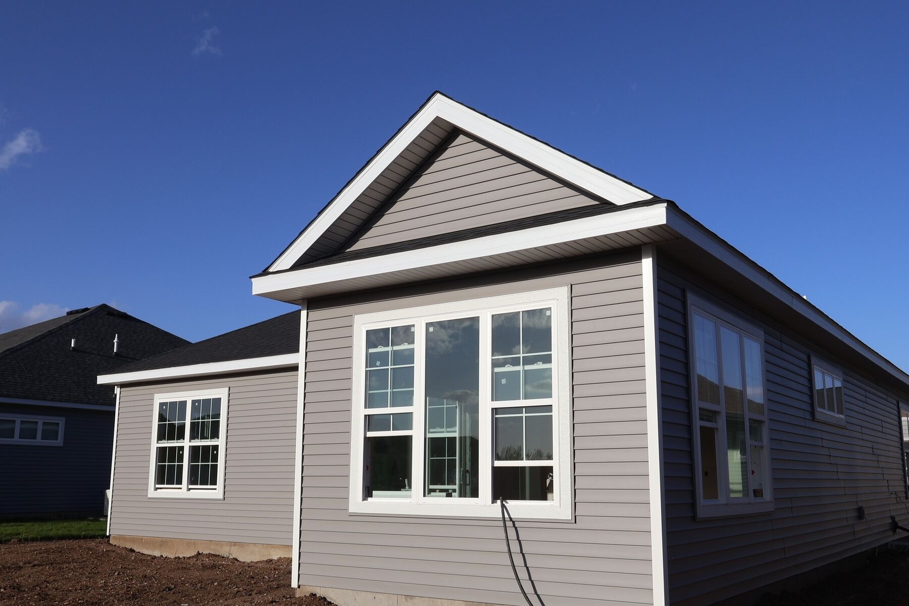 3660 Coral Bell Drive (Cedarwood II)