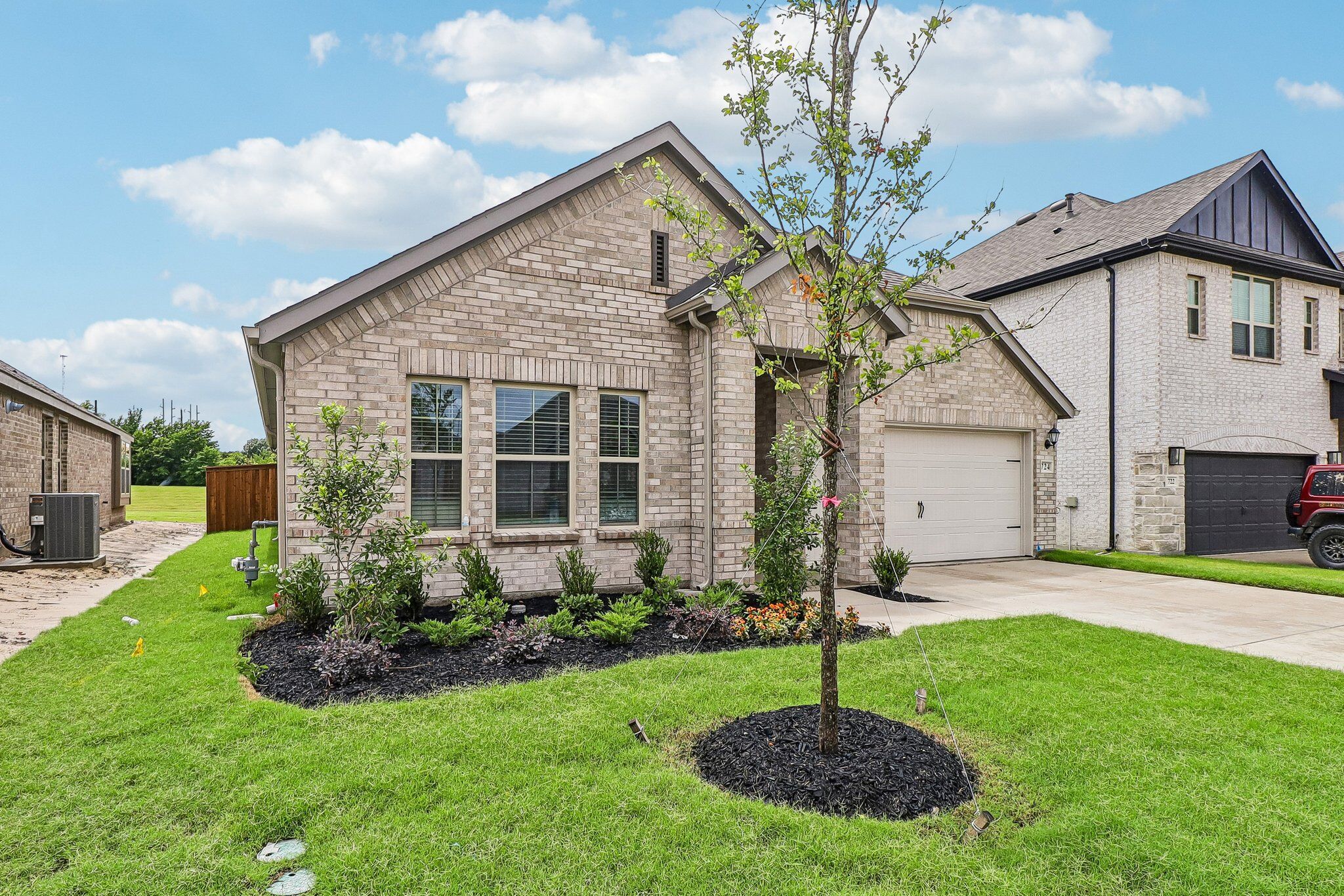 724 Grand Dale Drive (Herrera)