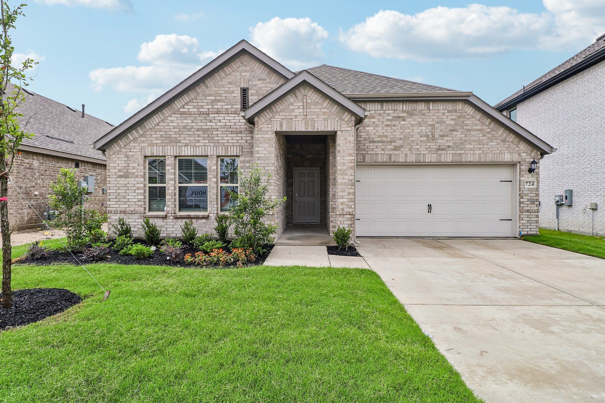 Herrera - Elevon: Lavon, Texas - M/I Homes