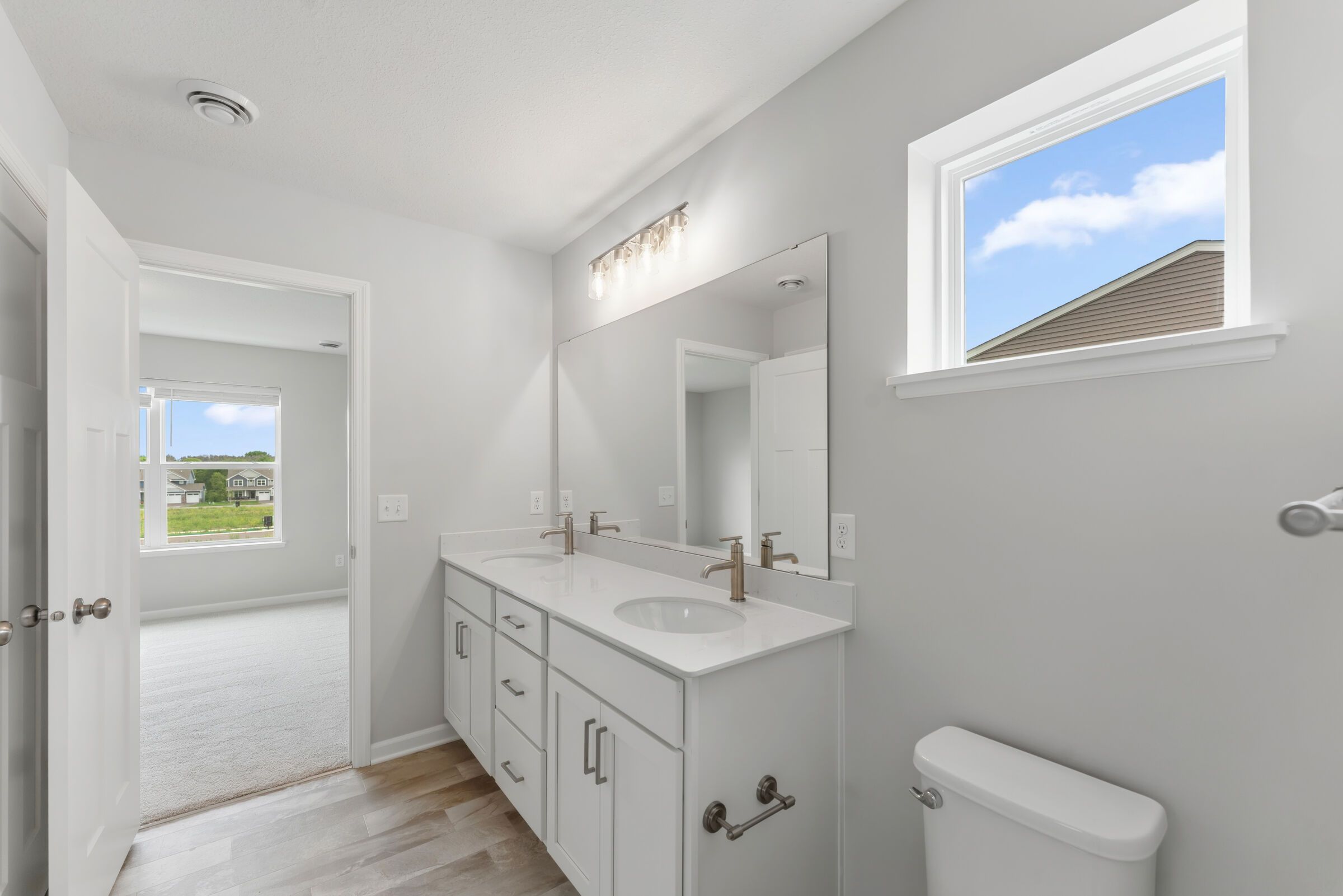 Owner's Bathroom
