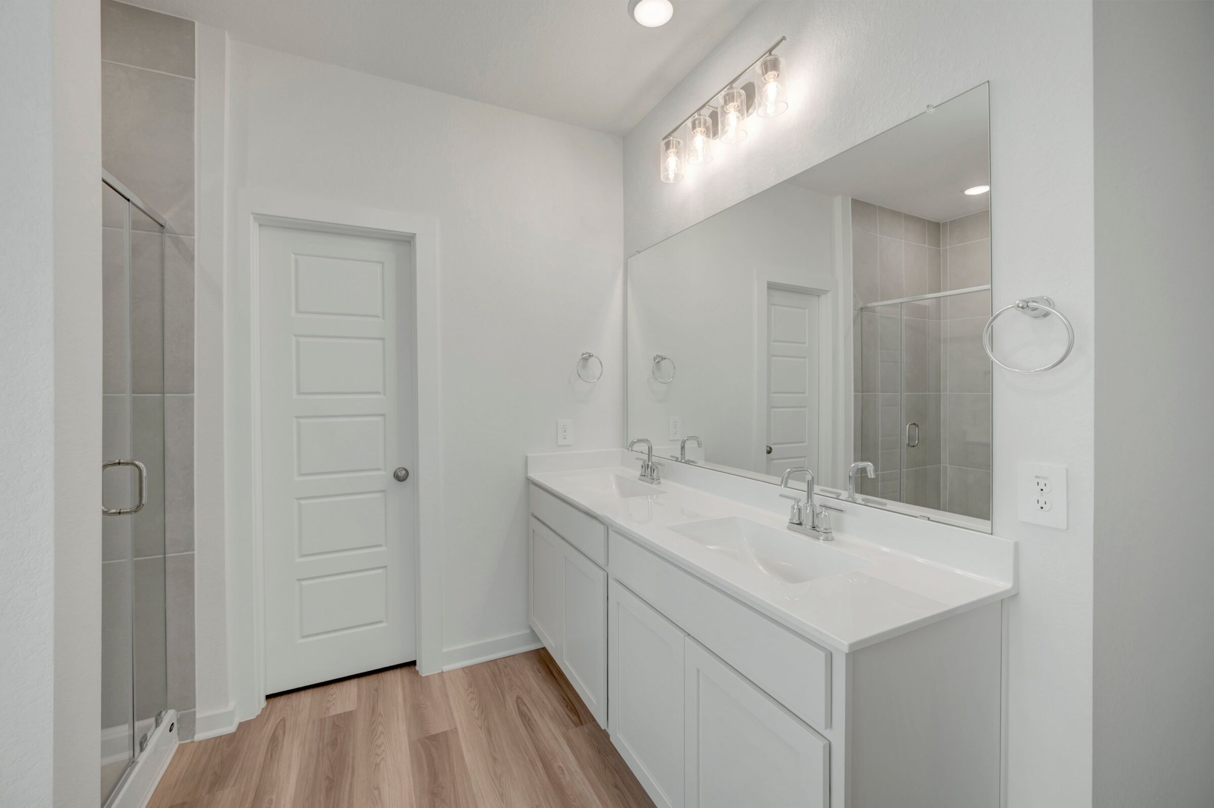 Owner's Bathroom