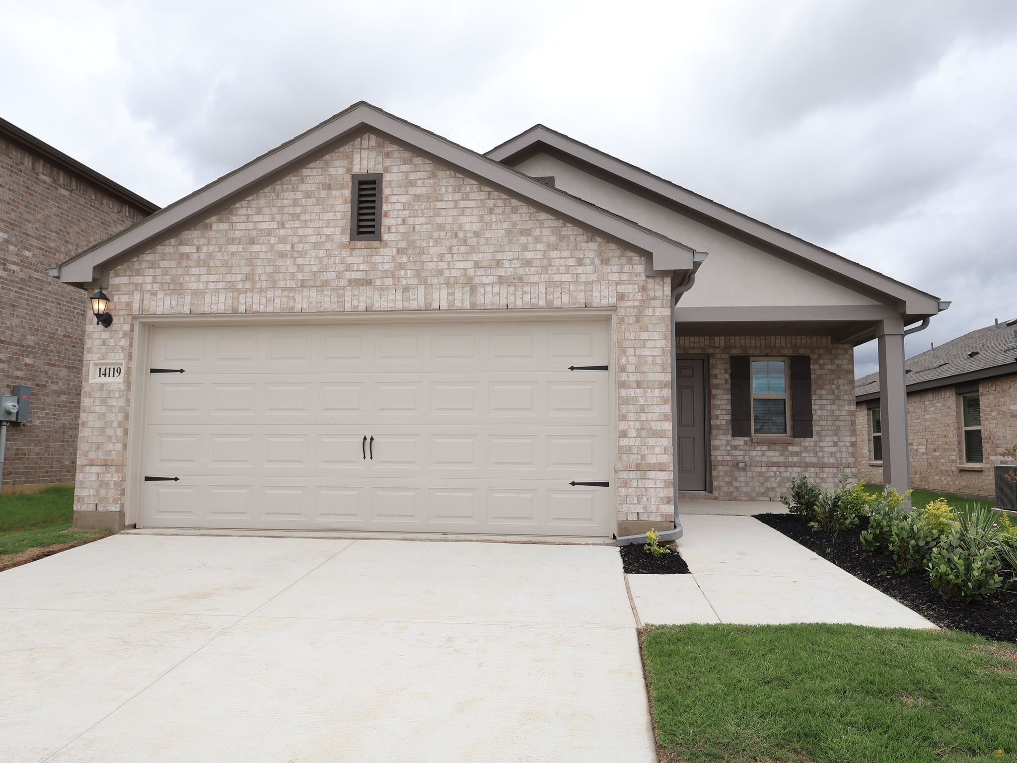 Boxwood - Mobberly Farms: Pilot Point, Texas - M/I Homes