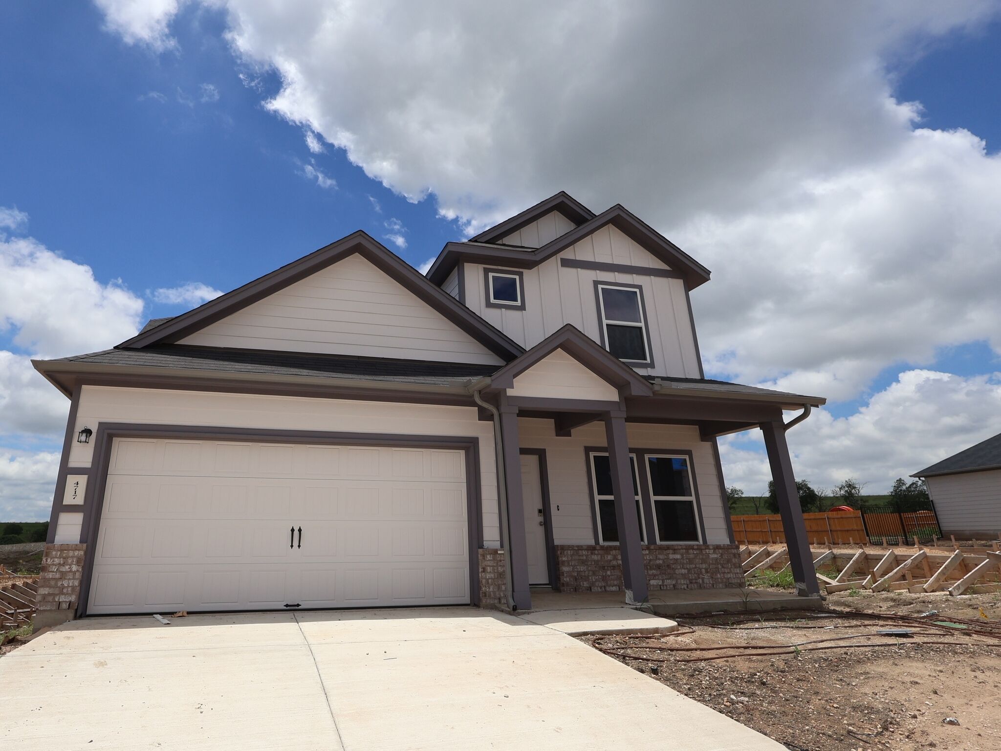 Falcon - Cascades At Onion Creek: Austin, Texas - M/I Homes