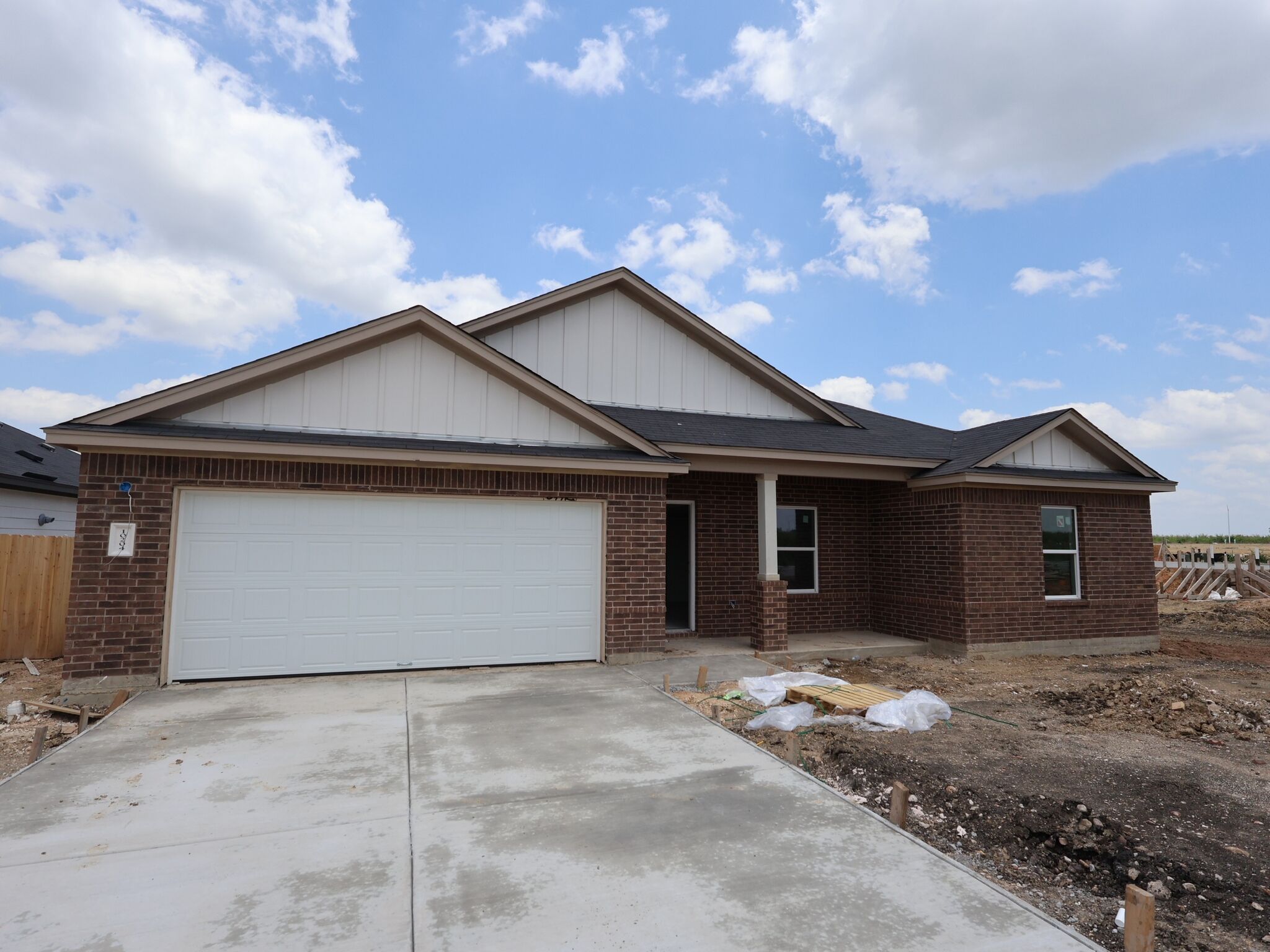 Hawkins - Willow Springs: Buda, Texas - M/I Homes