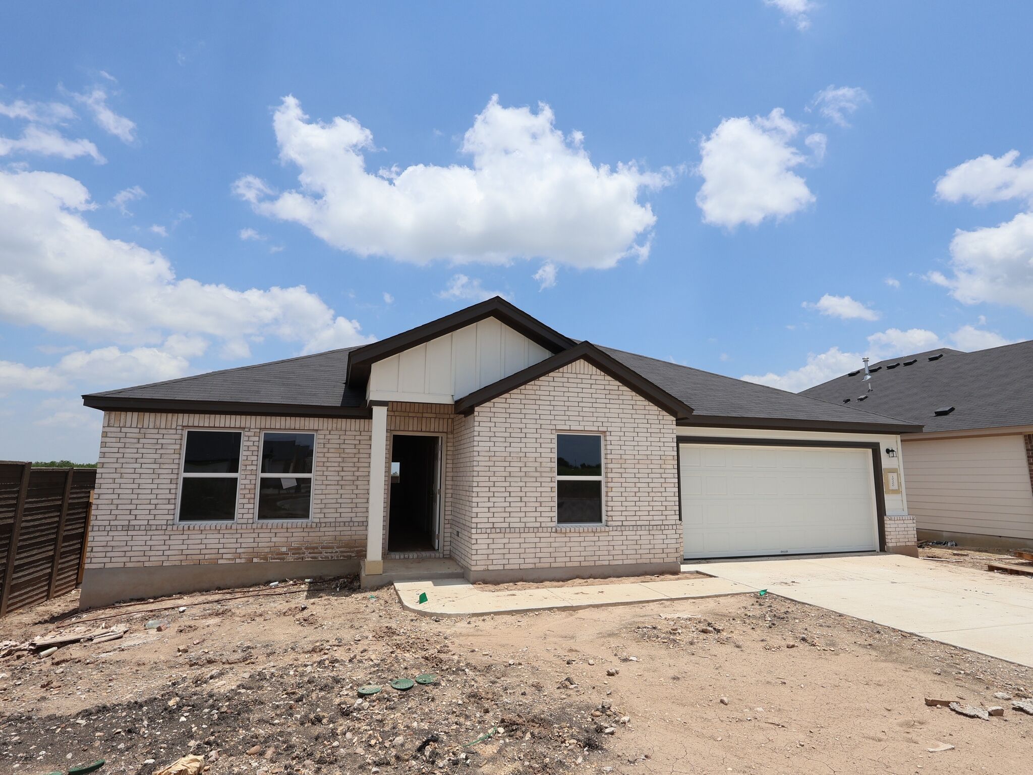 Sheldon I - Willow Springs: Buda, Texas - M/I Homes