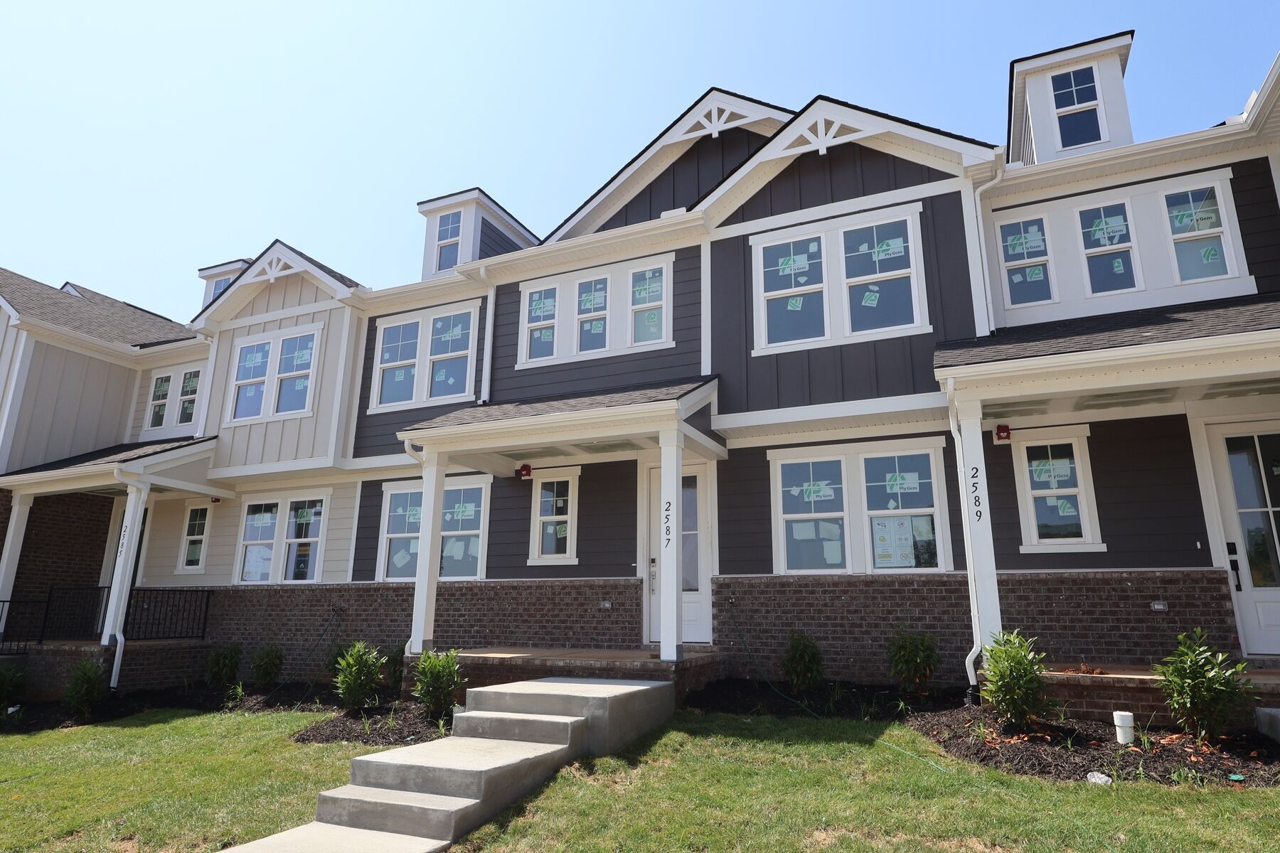 Braxton - Hillcrest Village: Columbia, Tennessee - M/I Homes