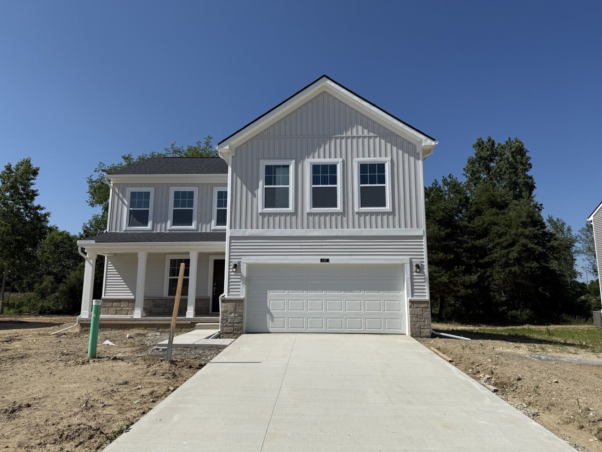 Sawyer - Cambridge Park: Grand Blanc, Michigan - M/I Homes