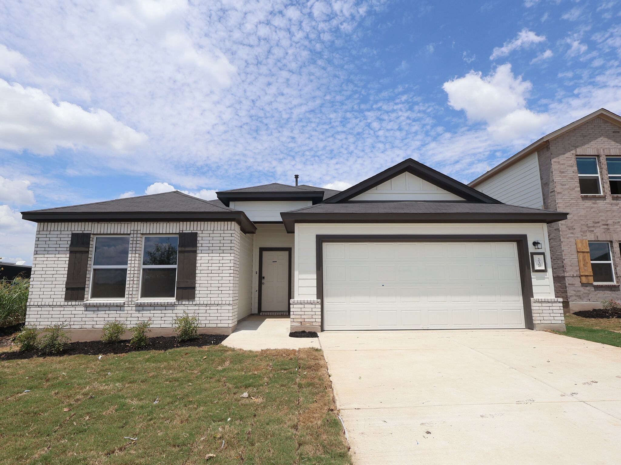 Pizarro I - Willow Springs: Buda, Texas - M/I Homes