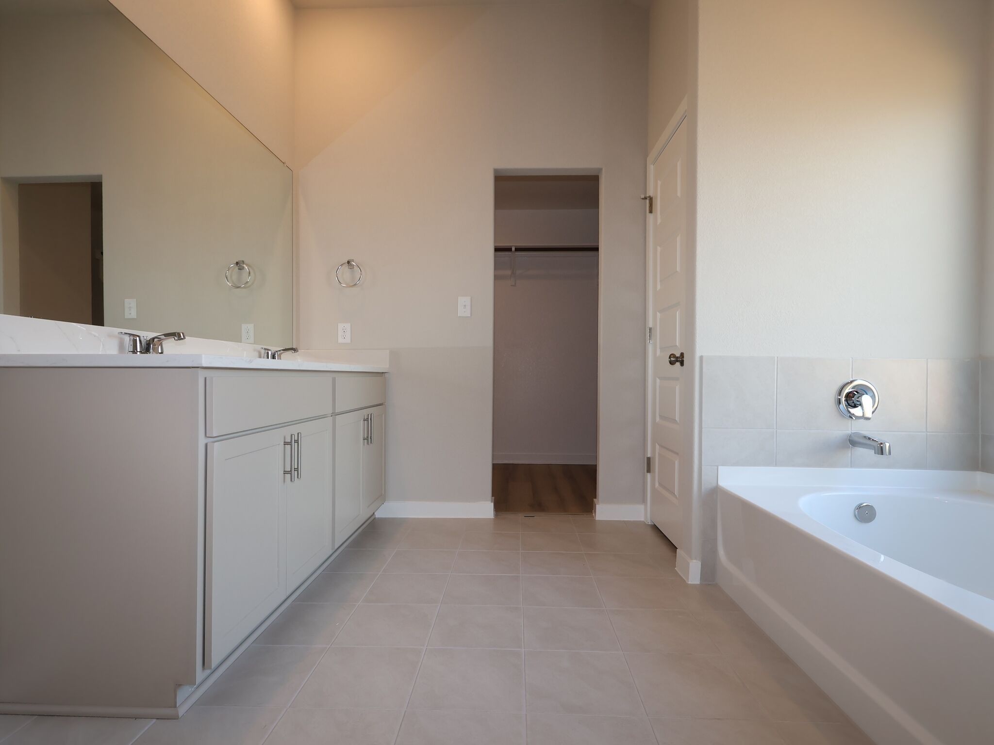 Owner's Bathroom