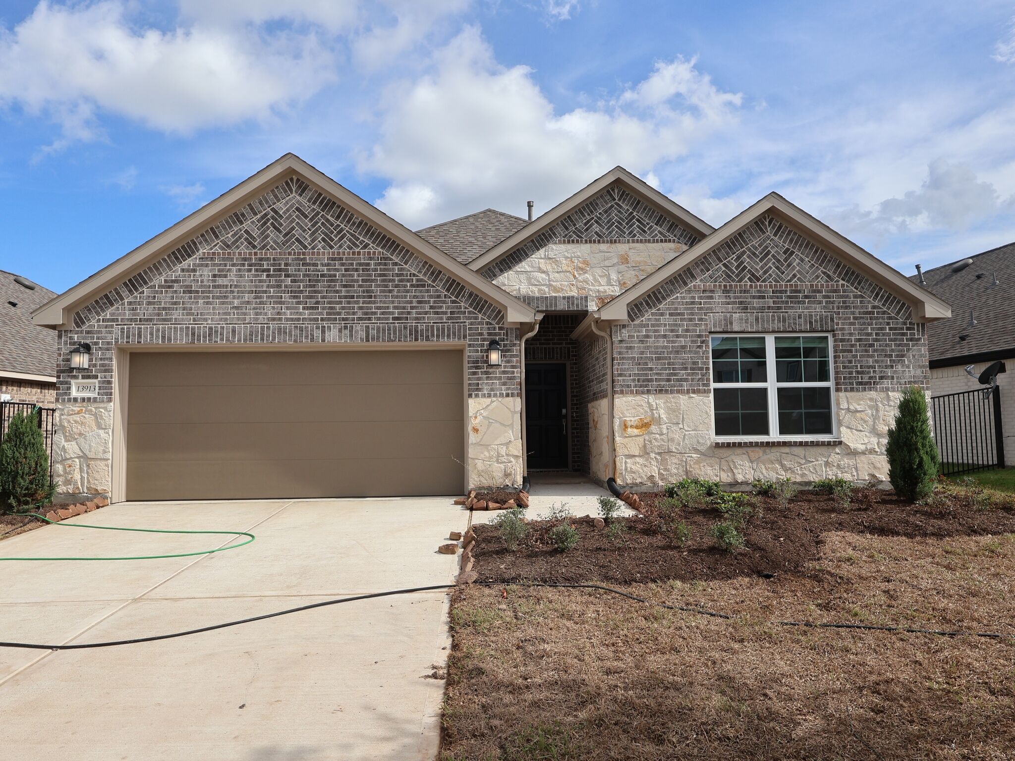 Pizarro - Lago Mar: Santa Fe, Texas - M/I Homes