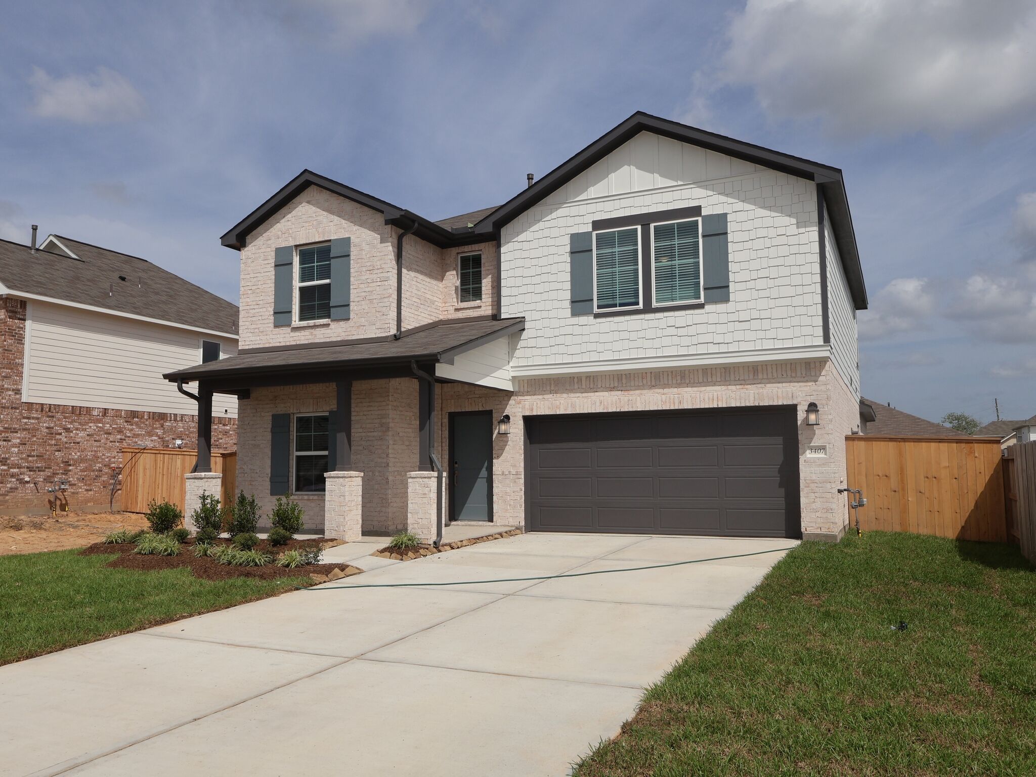 Armstrong - Miller's Pond: Rosenberg, Texas - M/I Homes