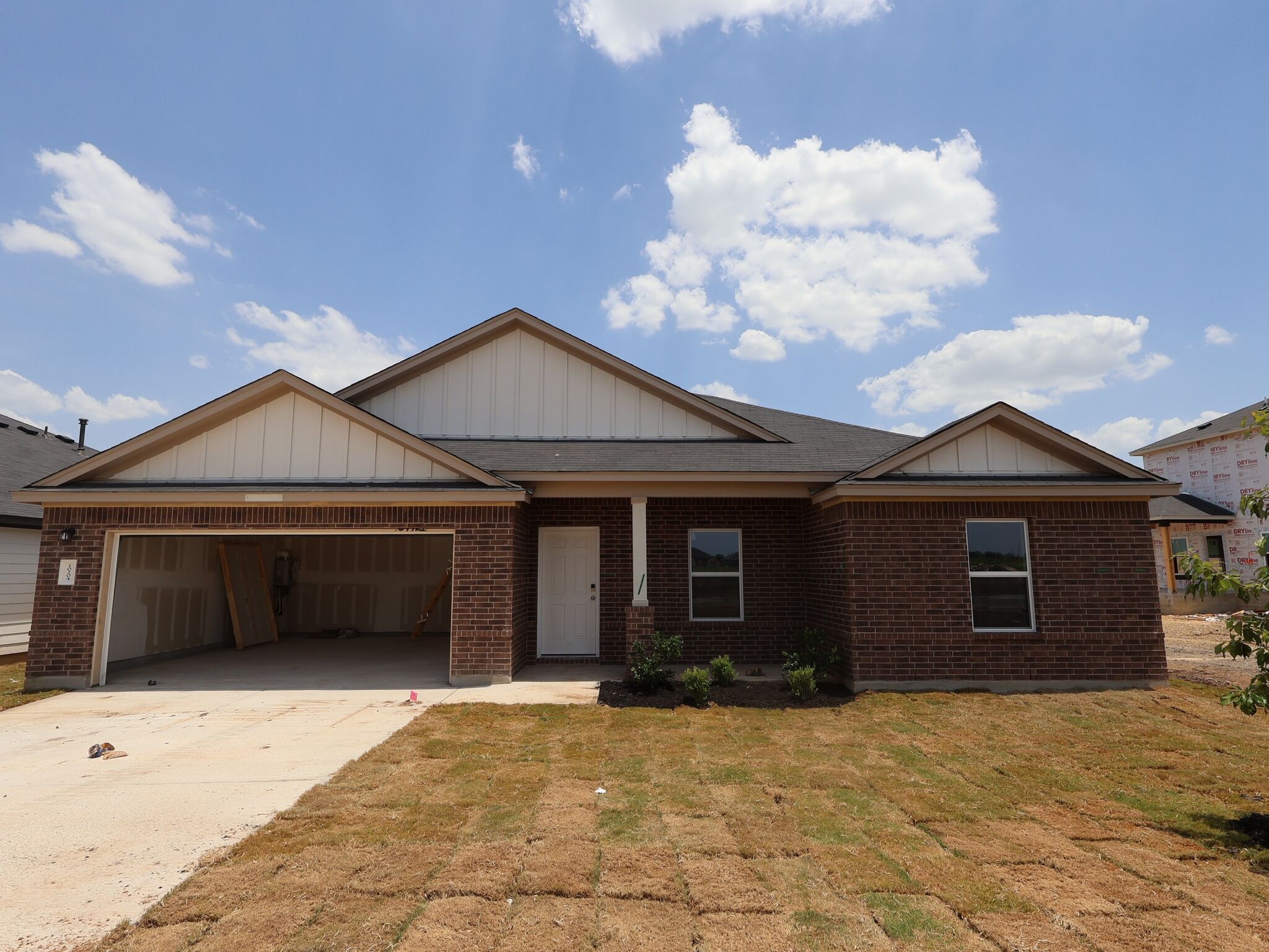Hawkins - Willow Springs: Buda, Texas - M/I Homes