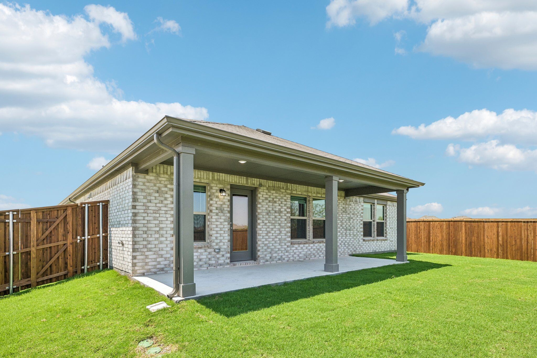 Shipton - Sanderos: Fort Worth, Texas - M/I Homes