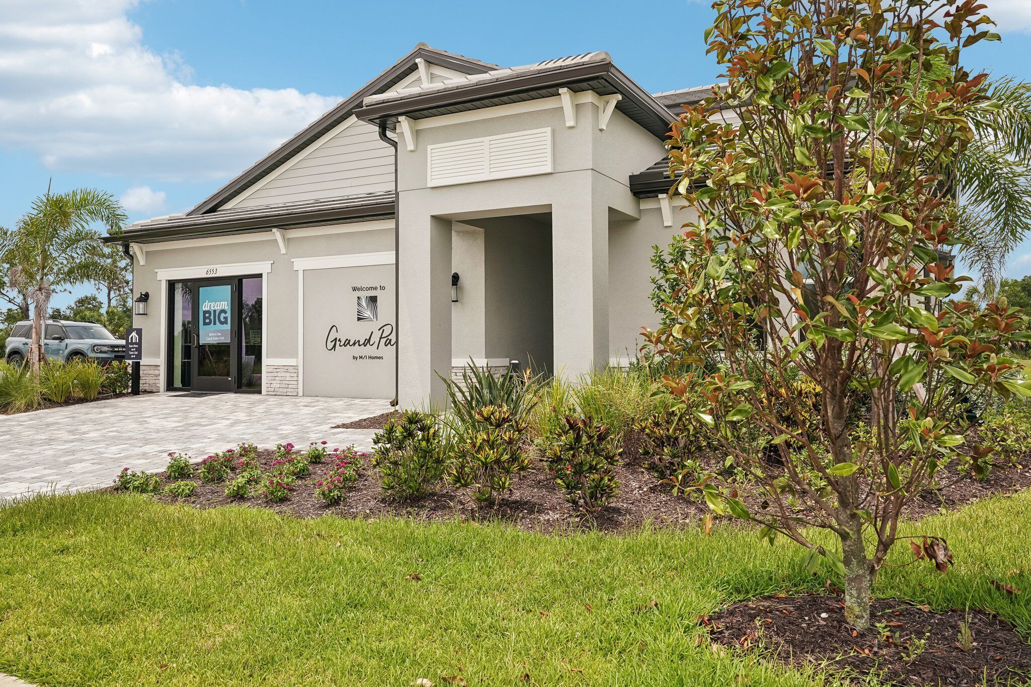 Grand Park por M/I Homes en Sarasota-Bradenton Florida