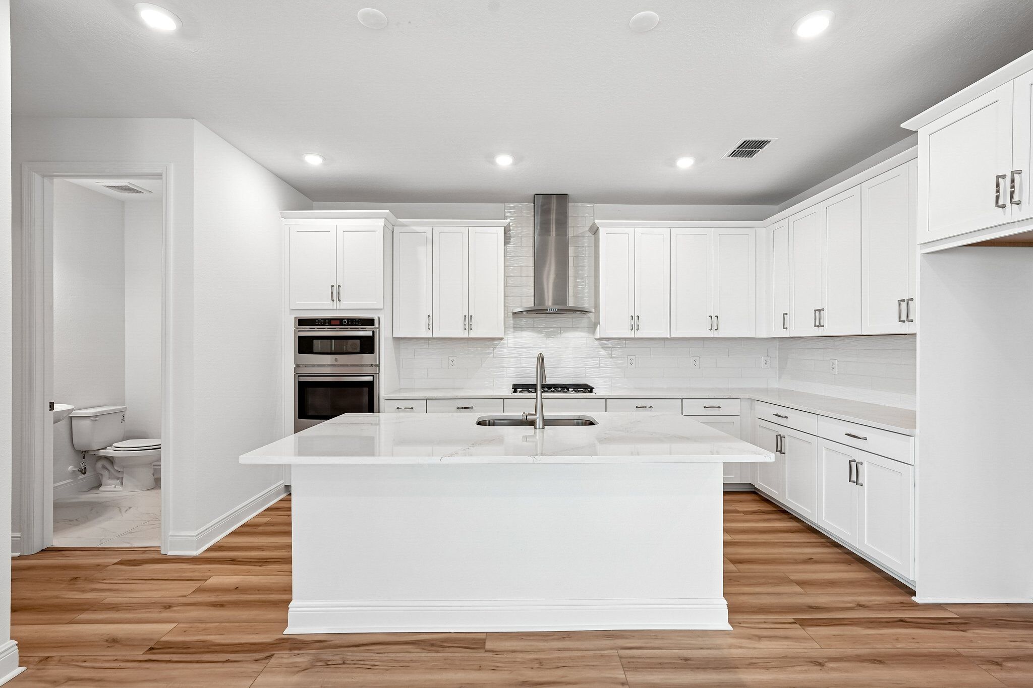8221 Seaflower Parkway (Annapolis)