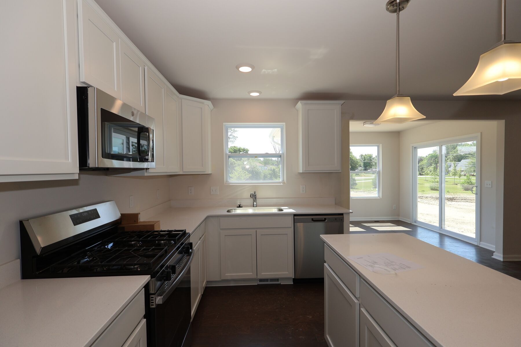 Sawyer - Creekside Park: Chesterfield, Michigan - M/I Homes