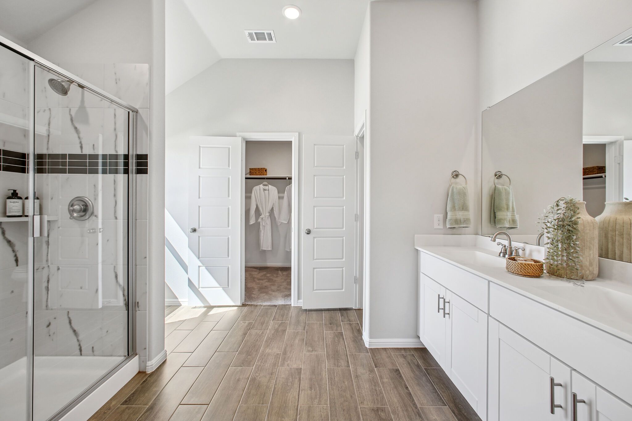 Owner's Bathroom