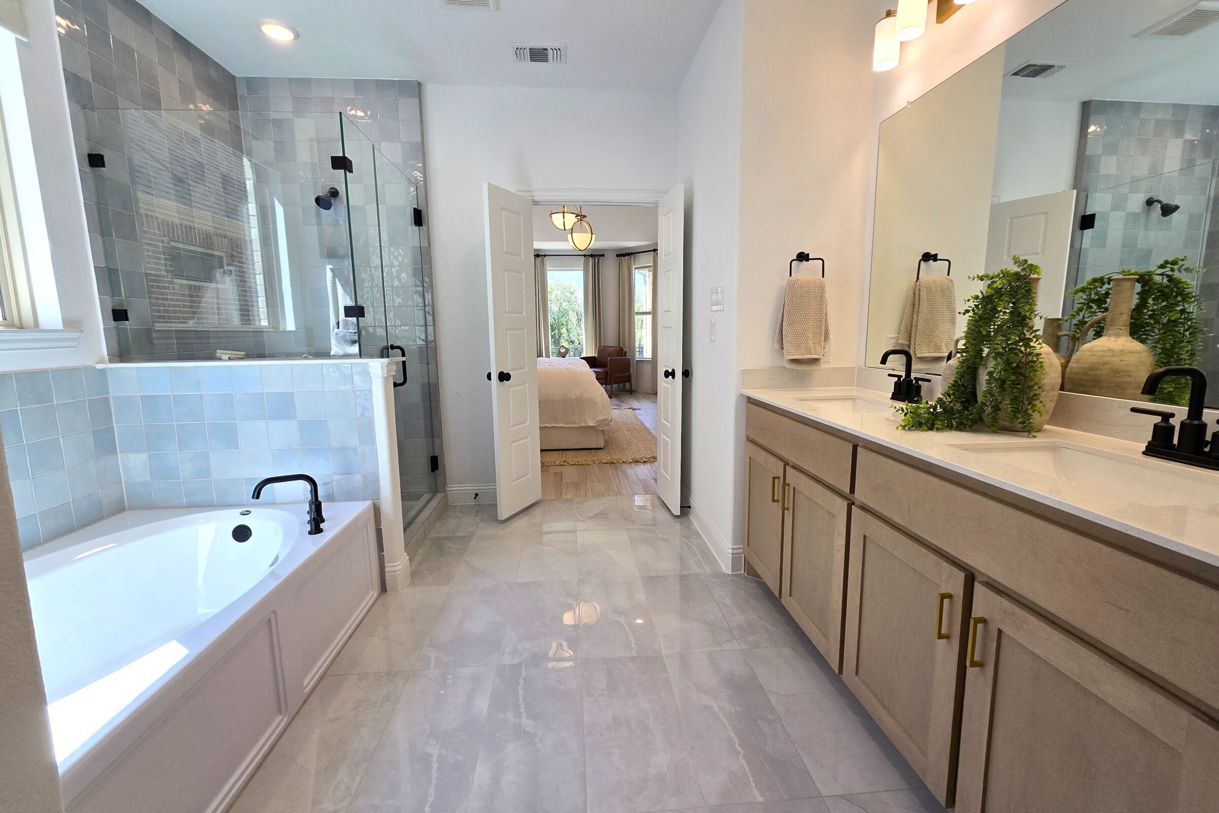 Owner's Bathroom