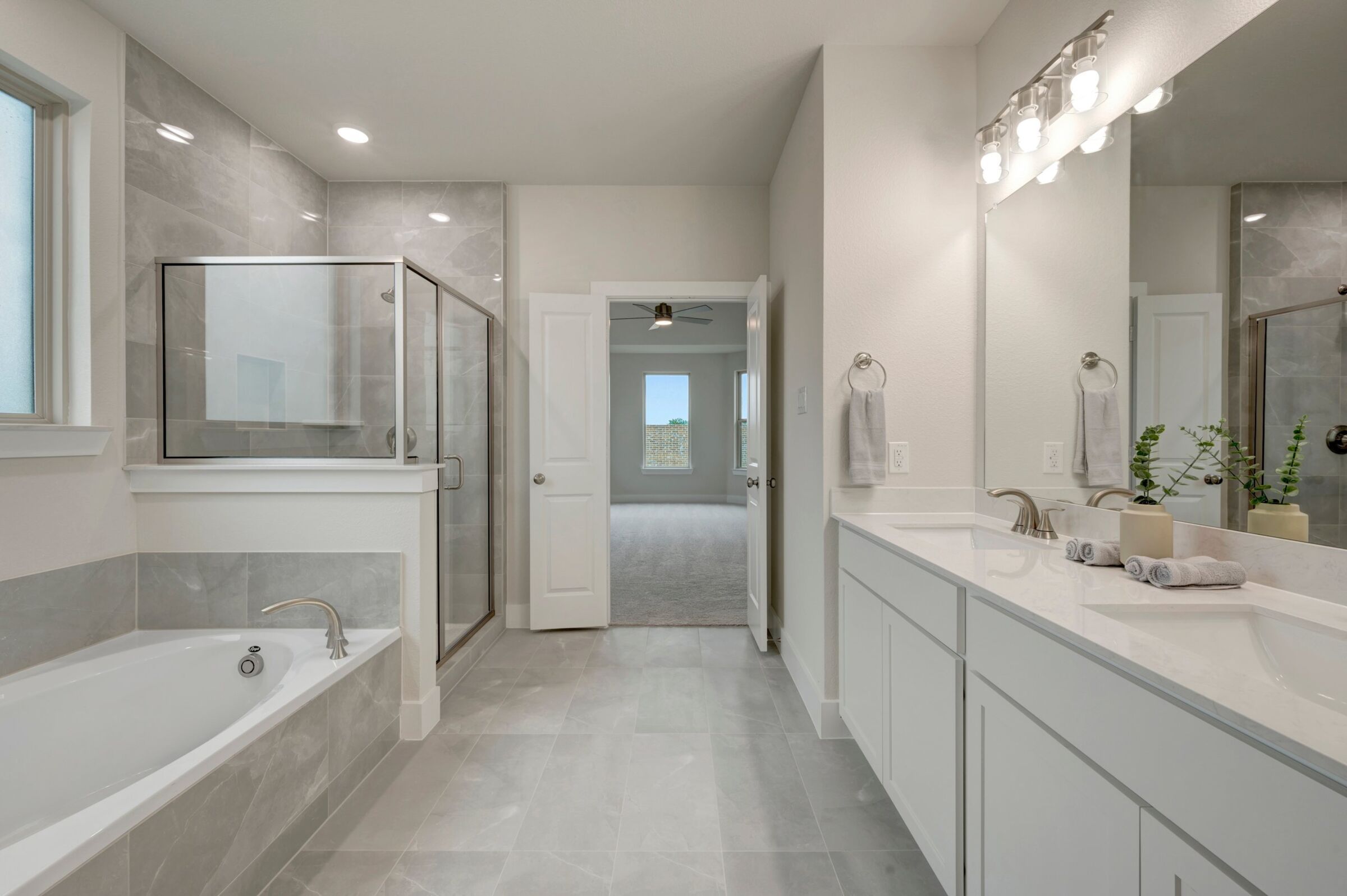 Owner's Bathroom