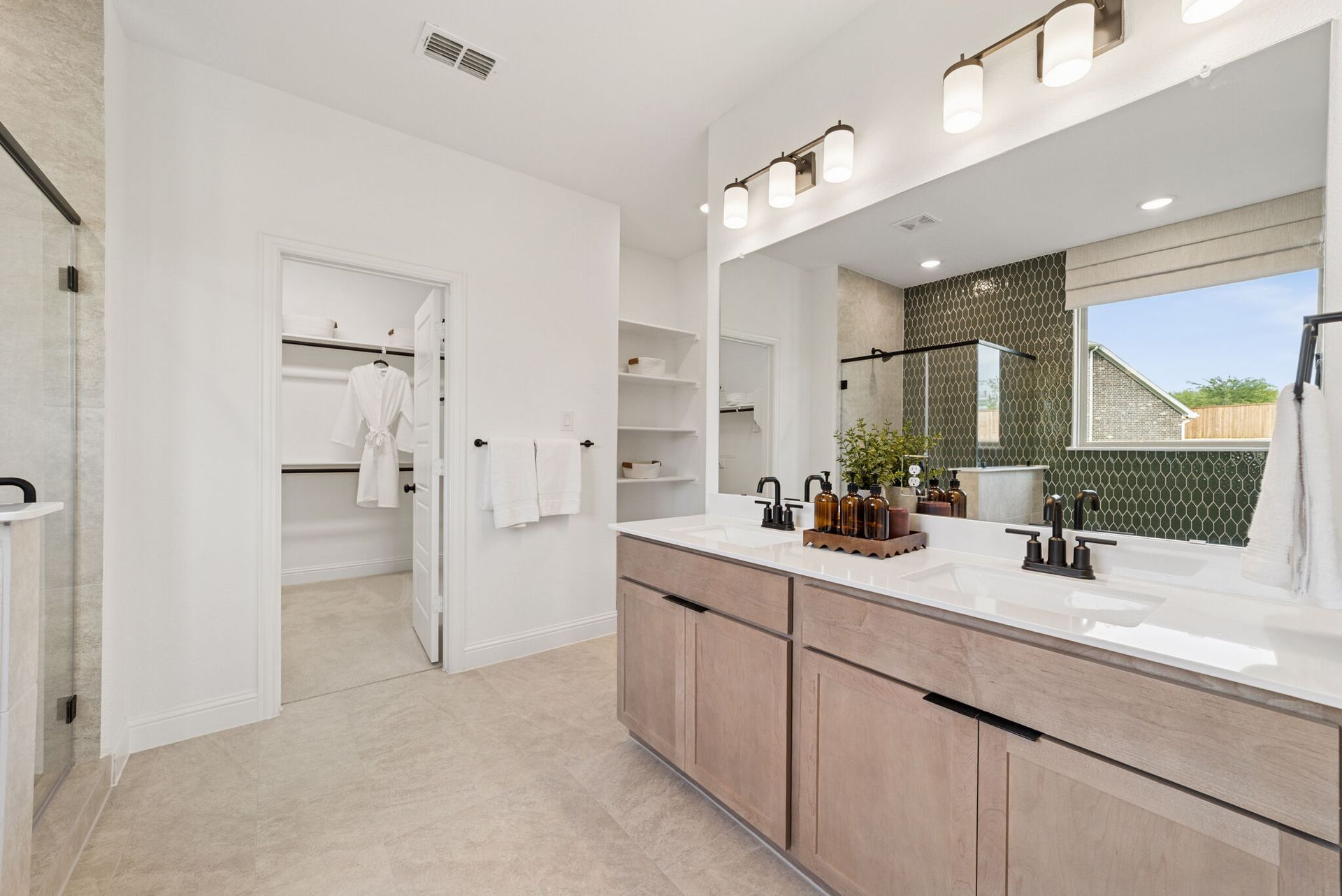 Owner's Bathroom