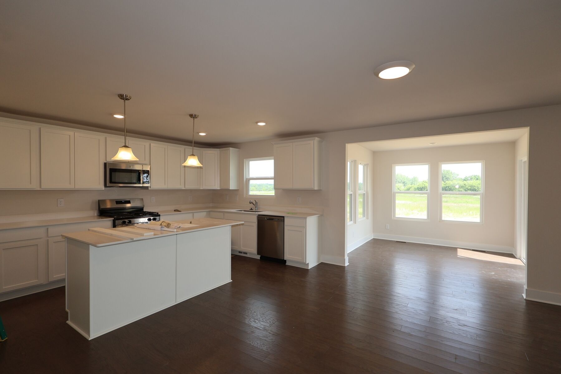 Everly - Heritage Farms: Chelsea, Michigan - M/I Homes