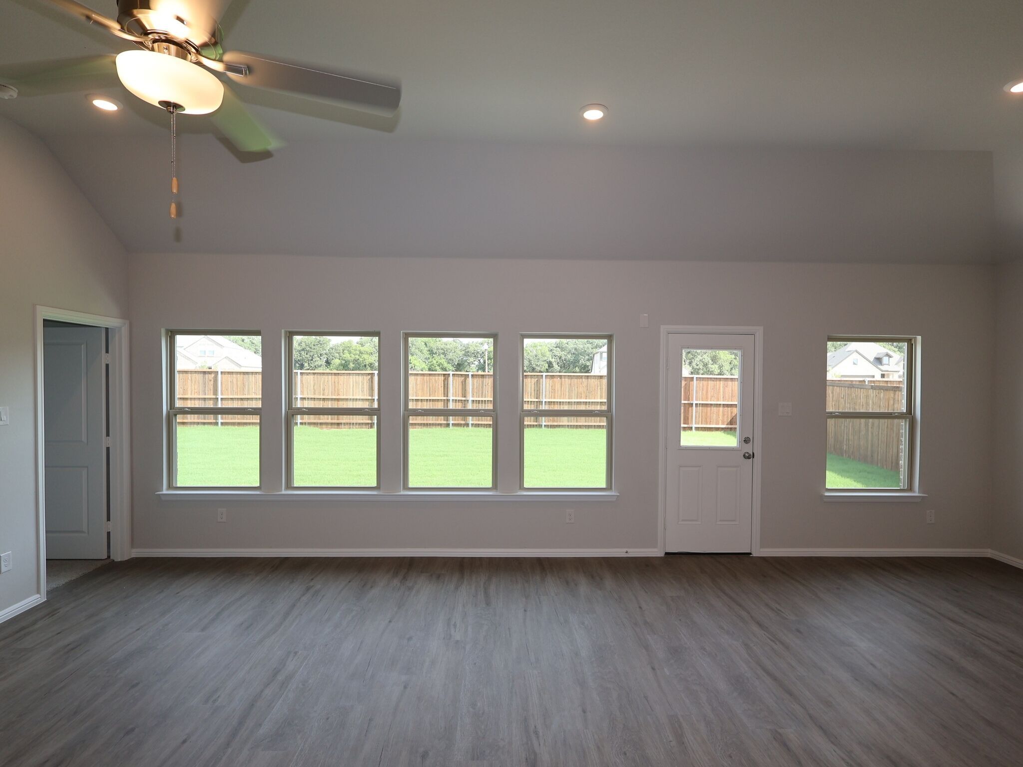 Barbosa - Kings Way: Denton, Texas - M/I Homes