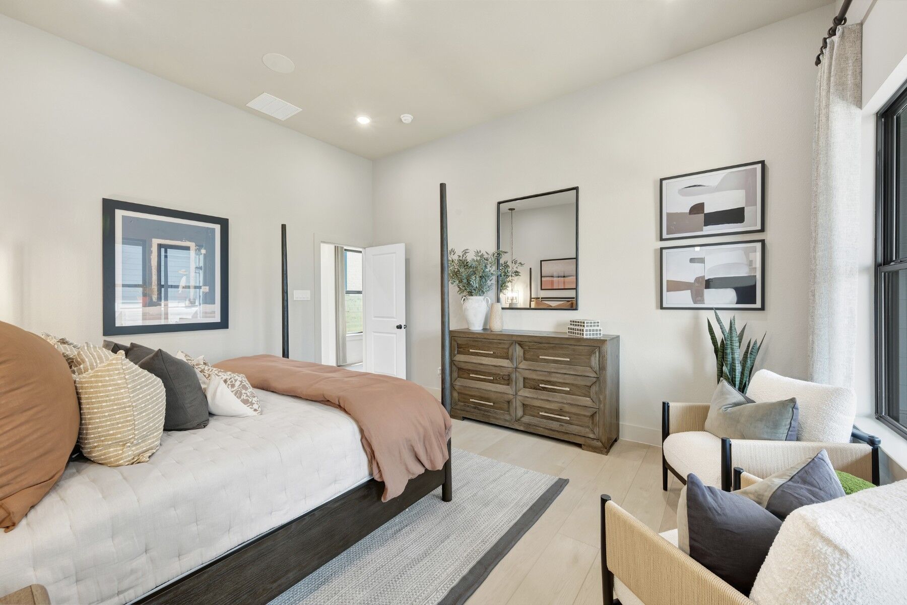 Owner's Bedroom