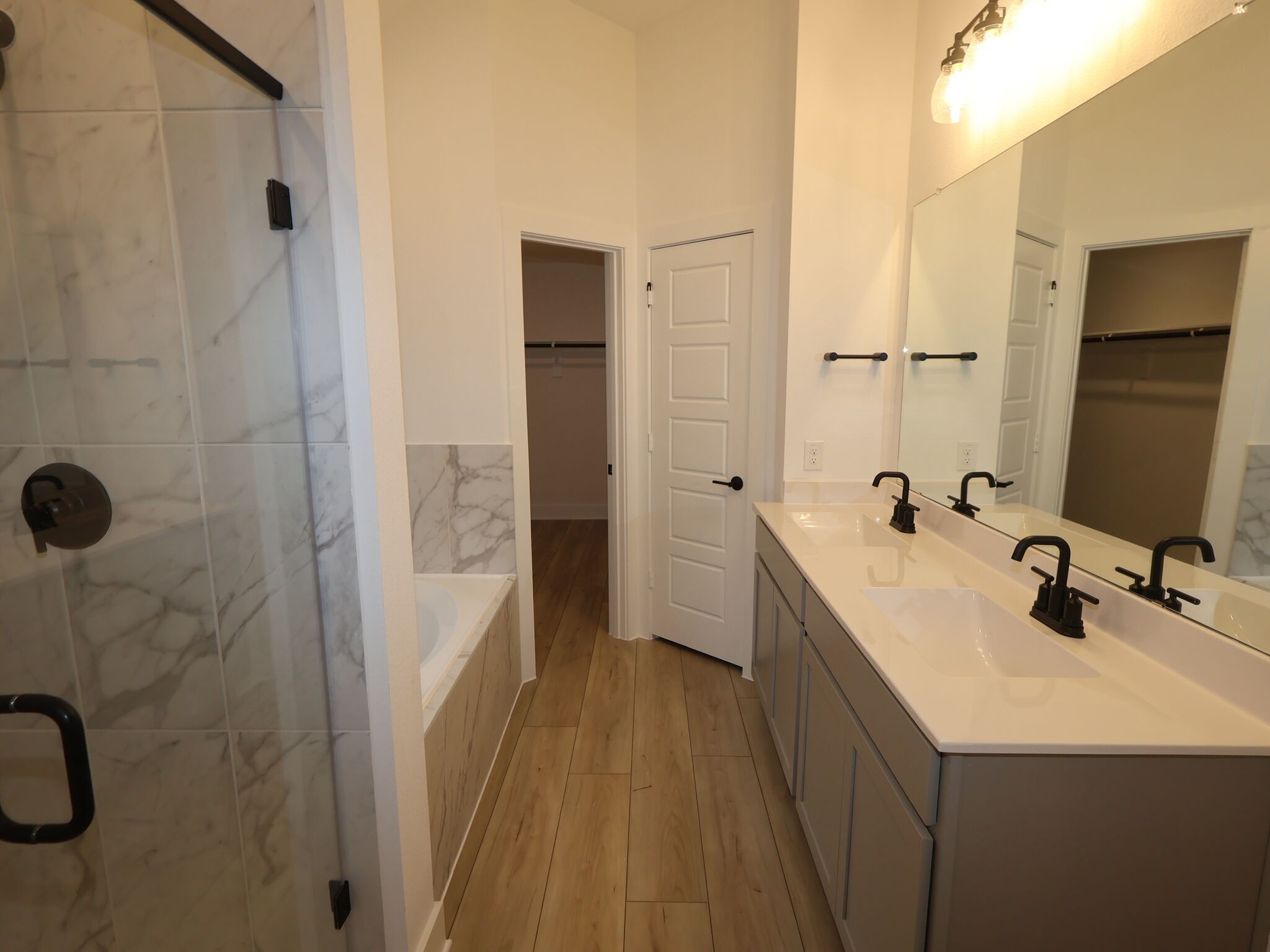 Owner's Bathroom