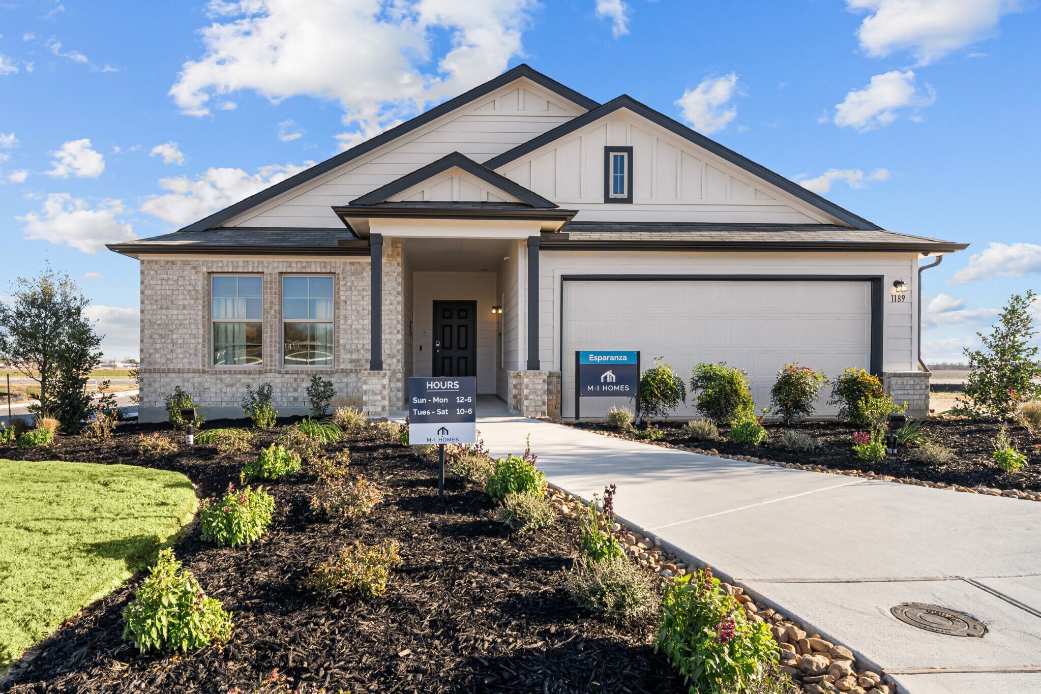 1189 Limestone Ridge