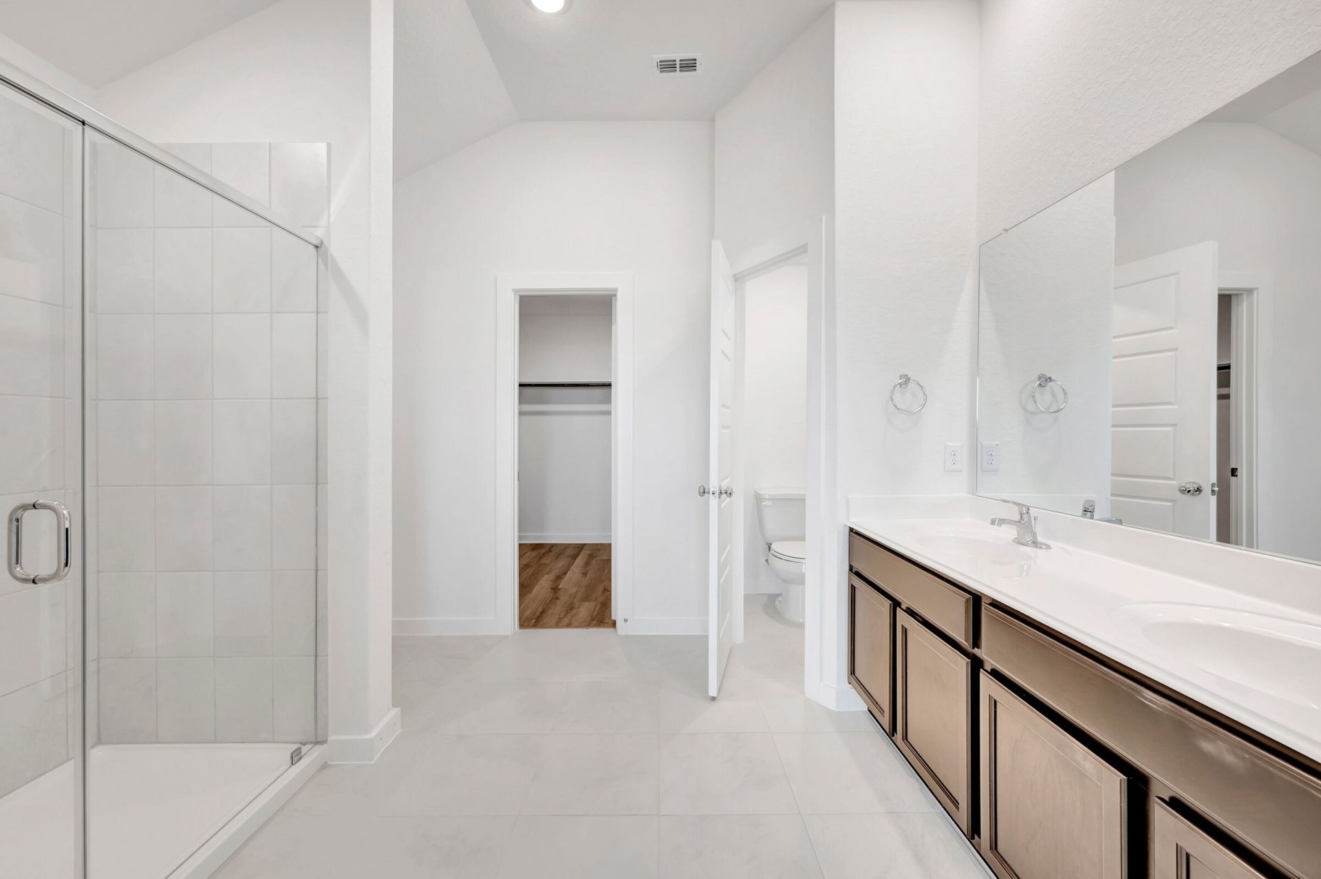 Owner's Bathroom