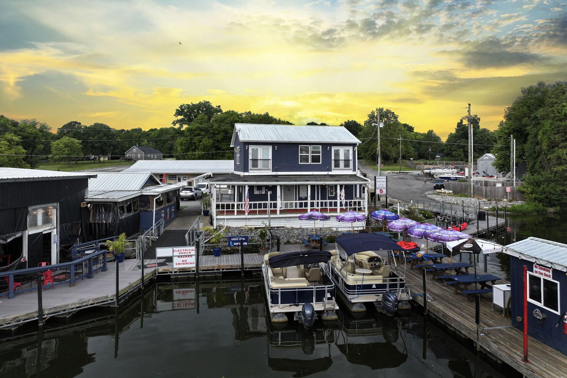 Cedar Creek Marina