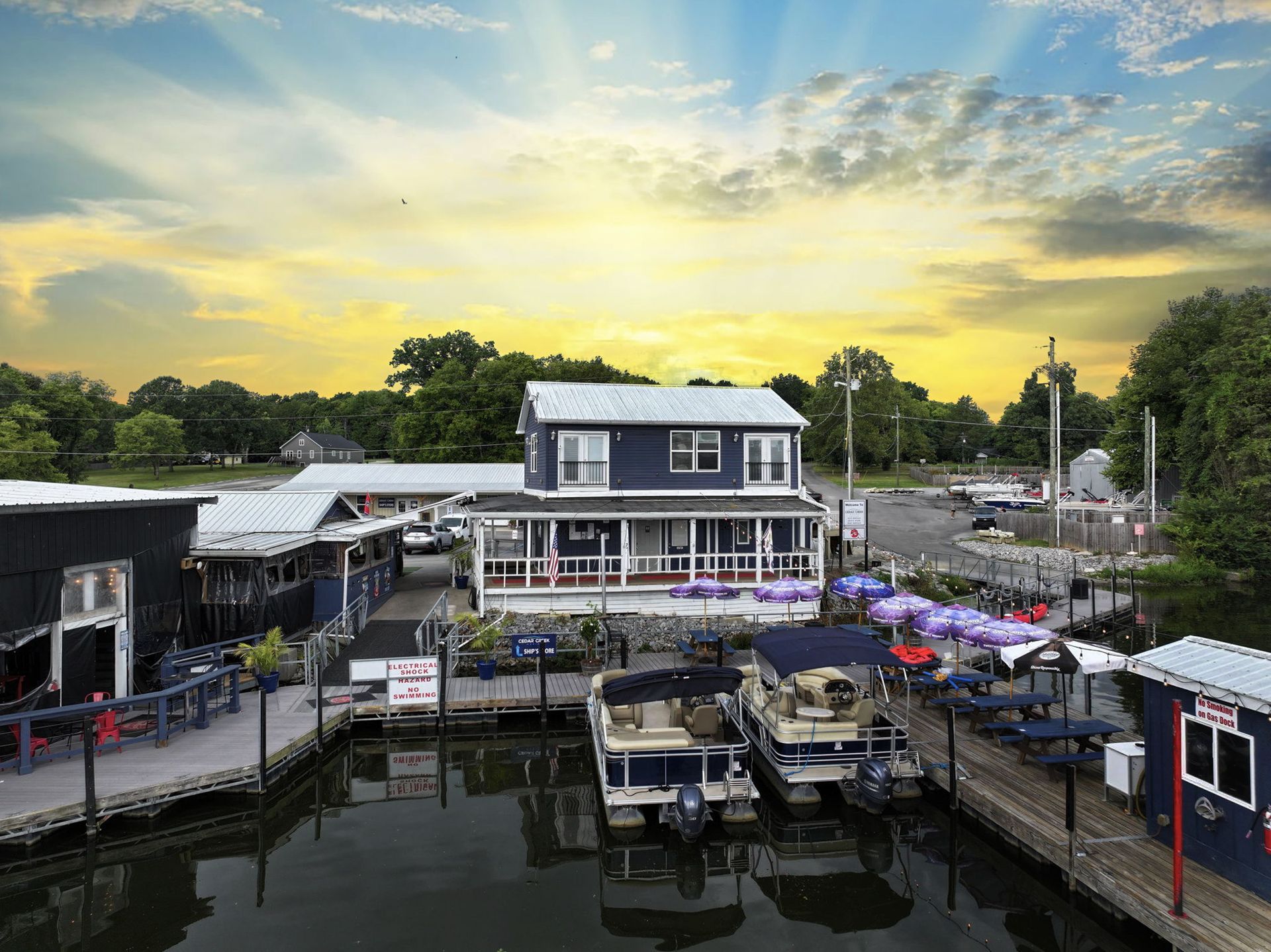 Cedar Creek Marina