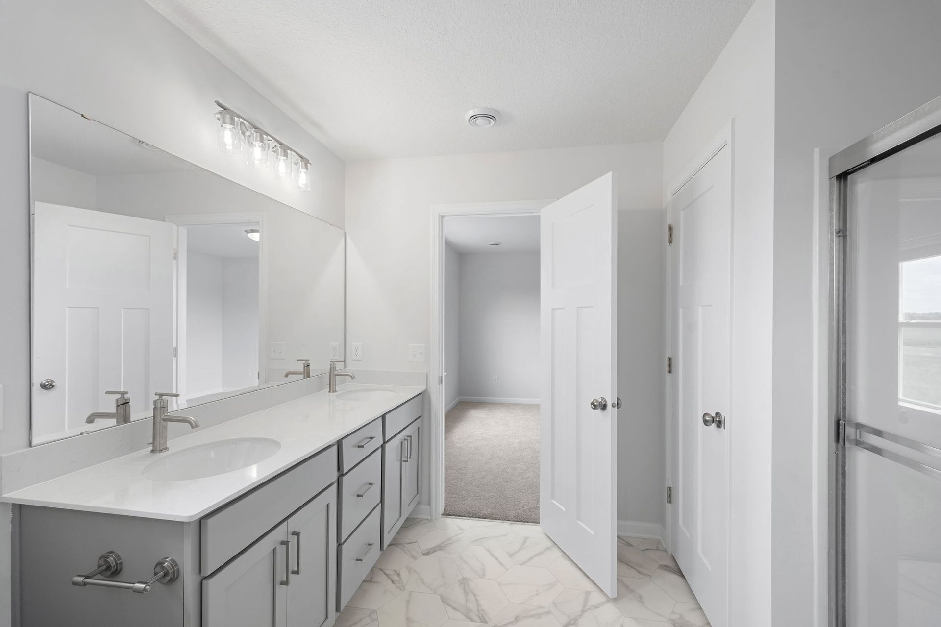 Owner's Bathroom
