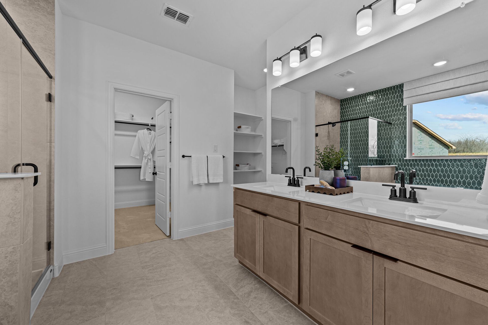 Owner's Bathroom