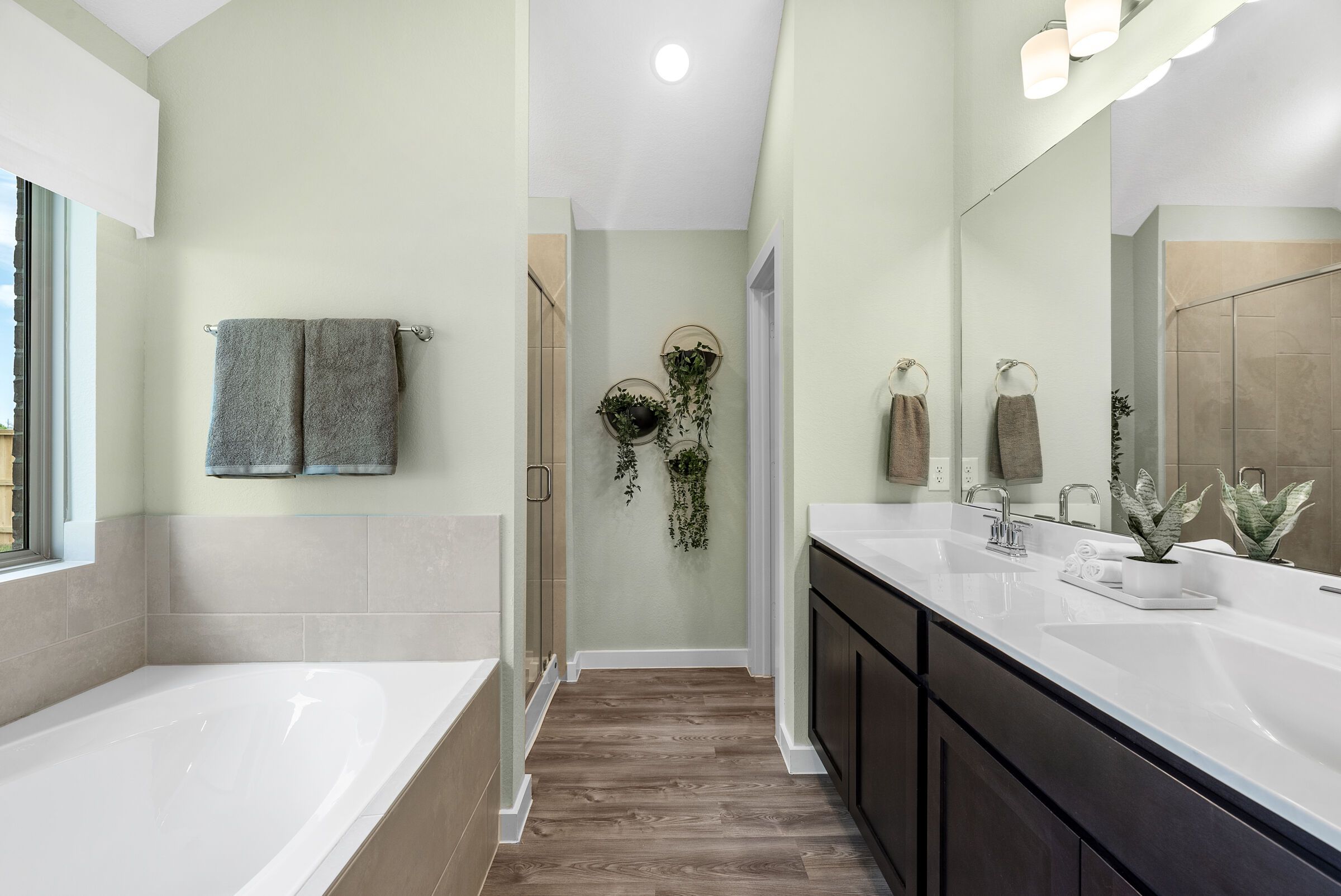 Owner's Bathroom
