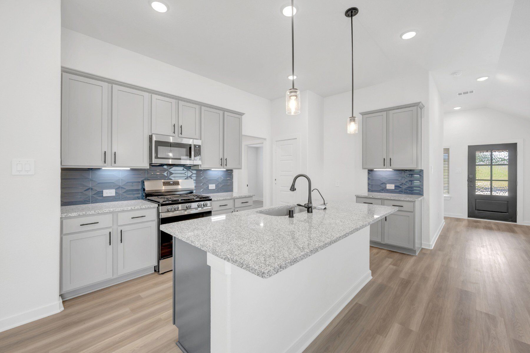 10398 Antonio Avenue (Azalea)
