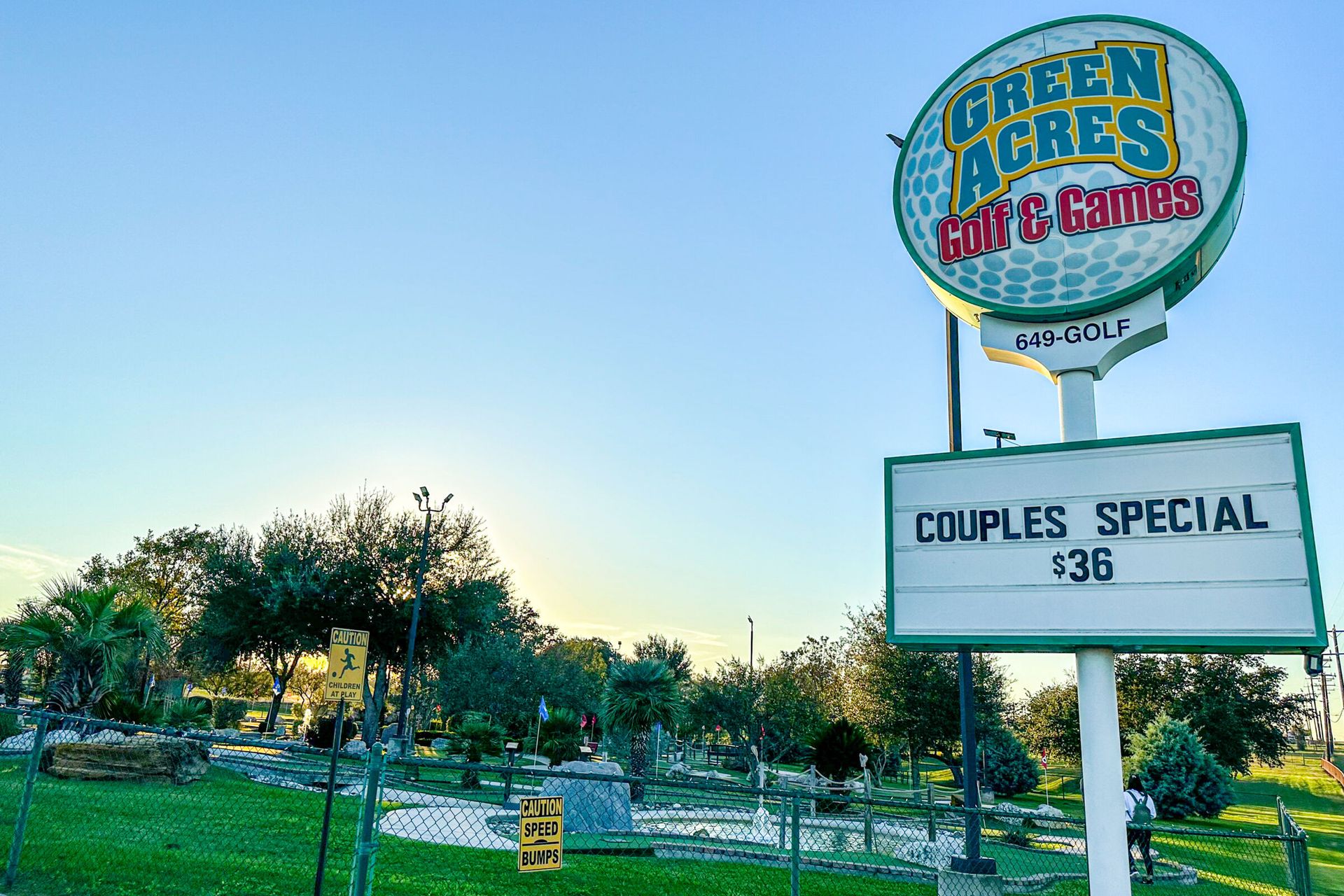 Surrounding Area - Green Acres Mini Golf