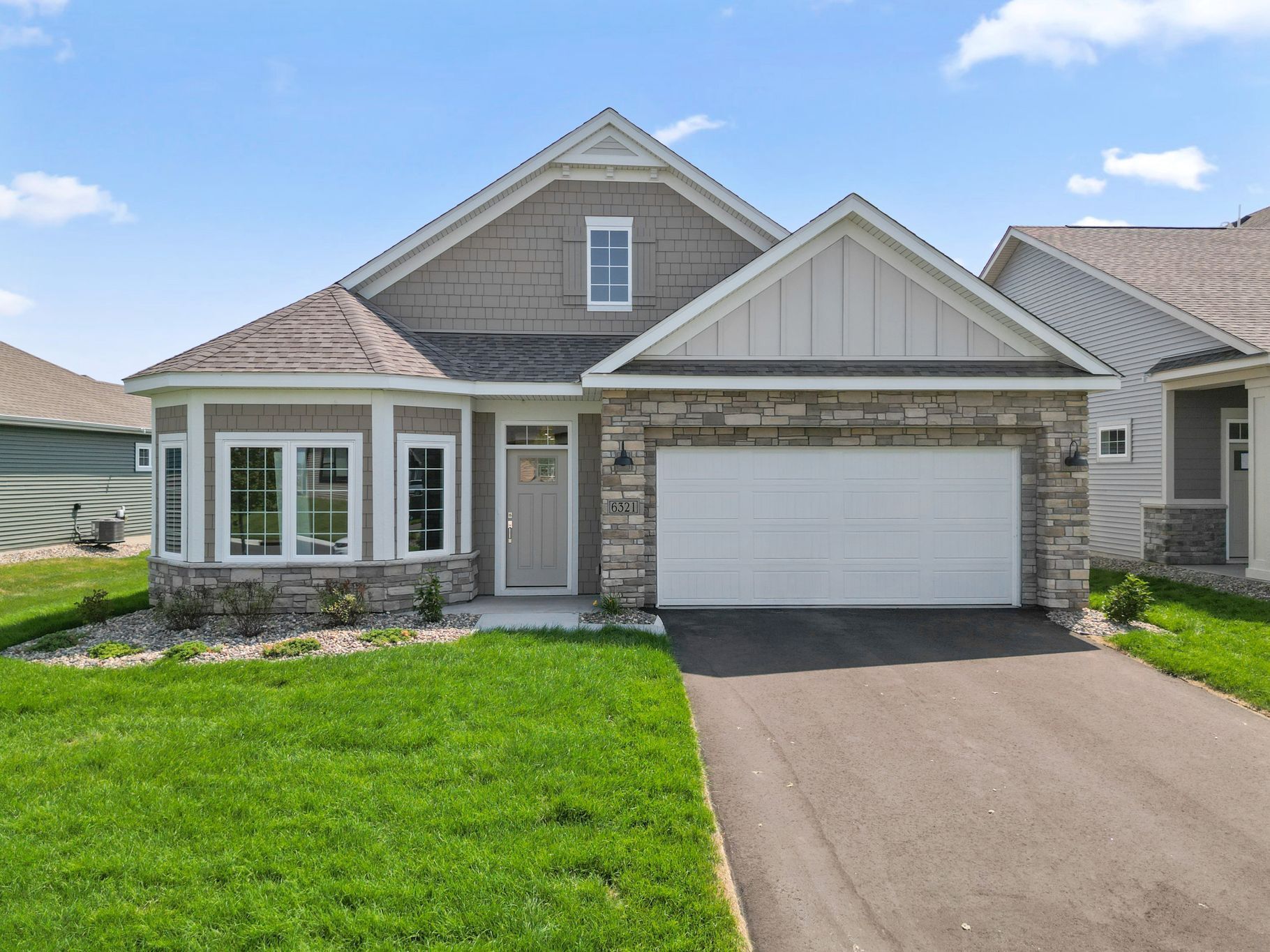 6321 158th Street N (Cedarwood)