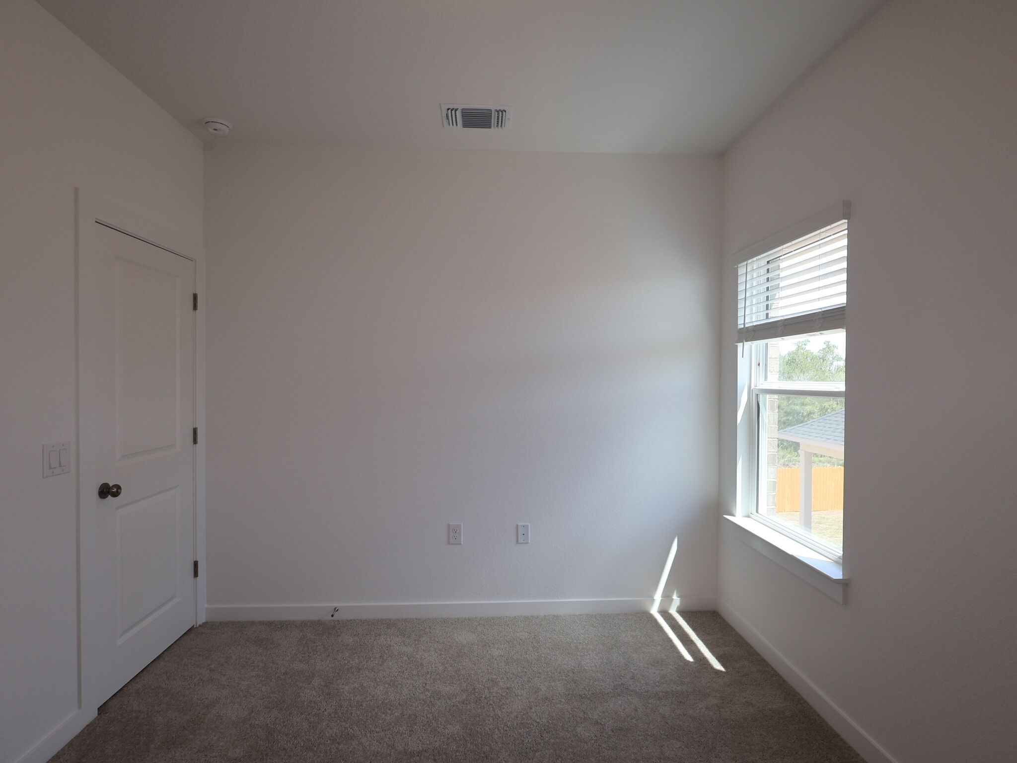 261 Callahan Loop (Belmont II)