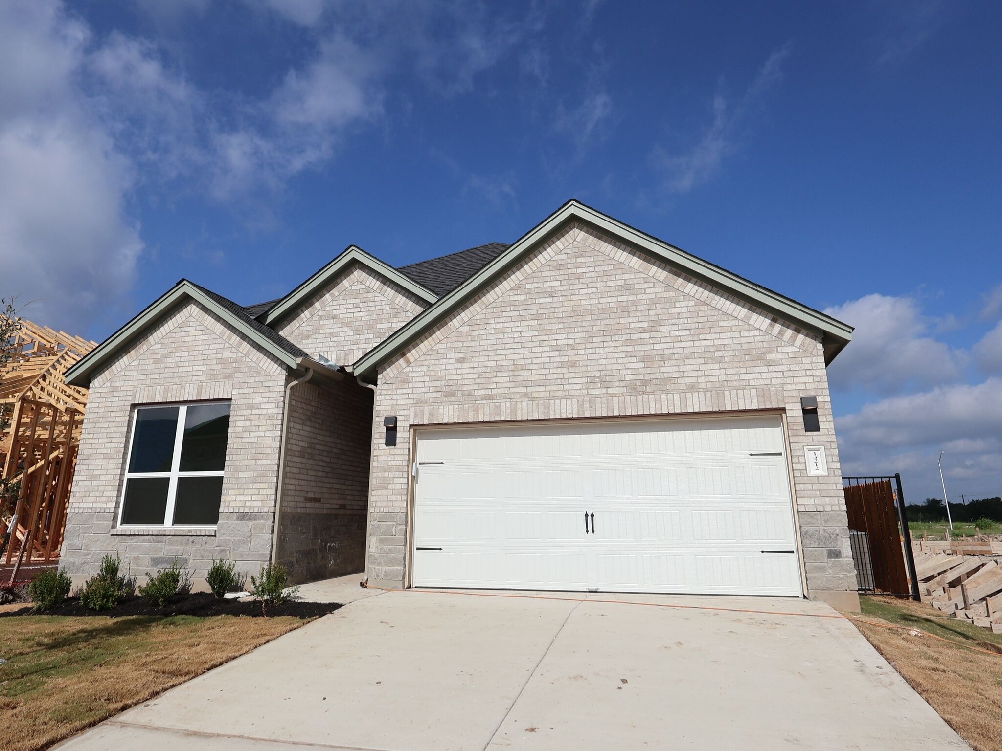 Highland - Estancia West: Manchaca, Texas - M/I Homes