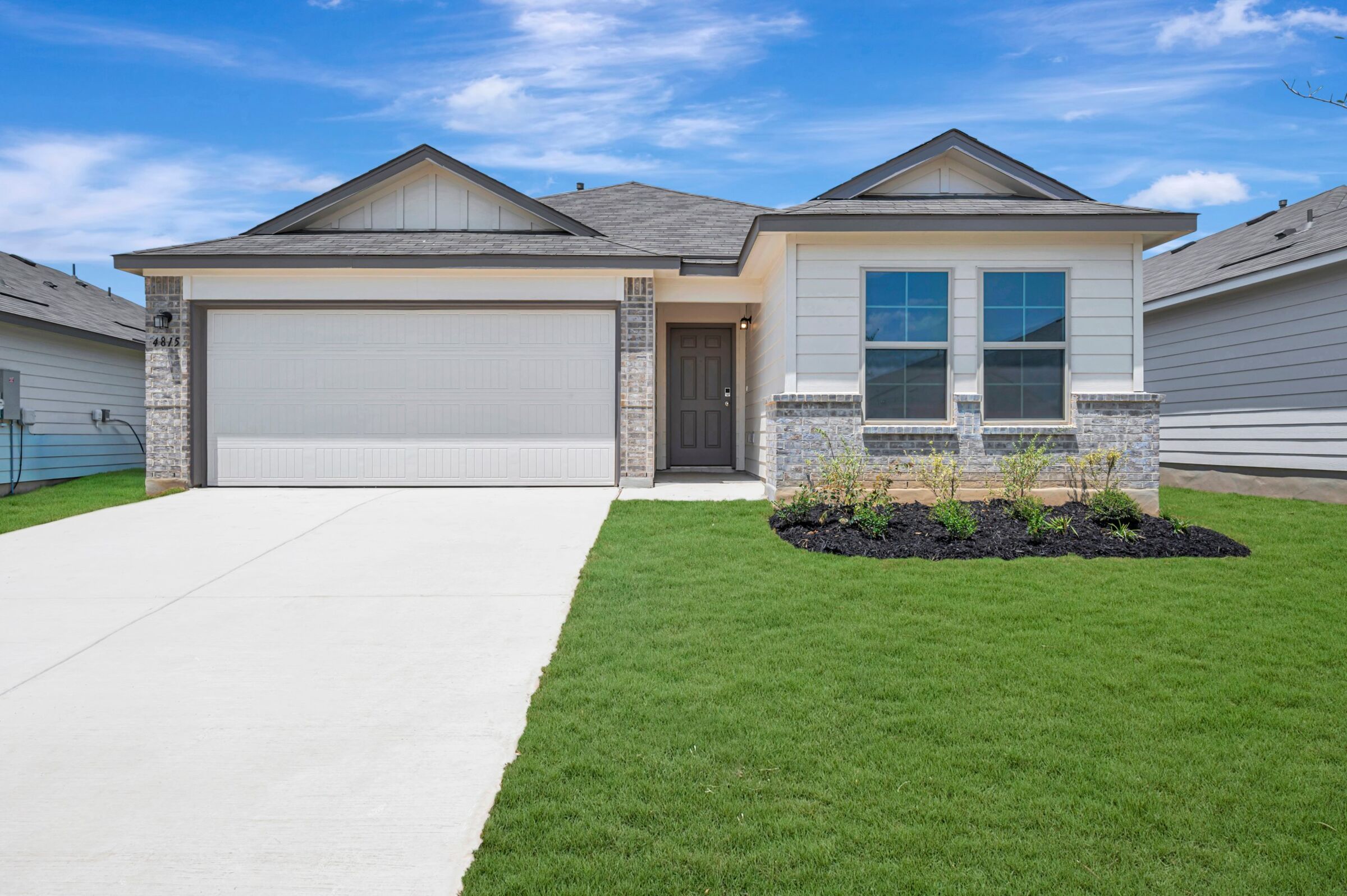 4815 Maiz Valley (Dawson)
