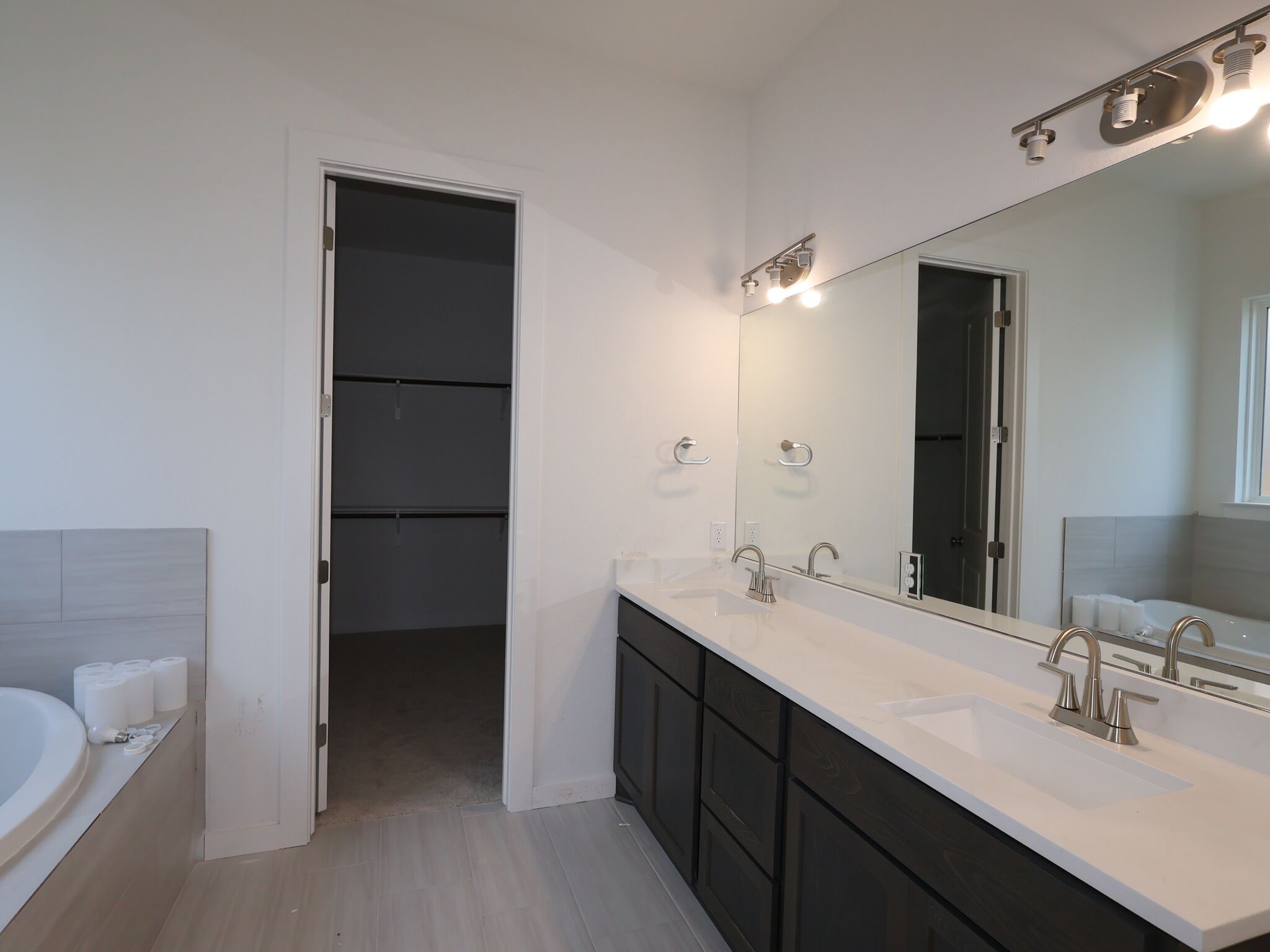 Owner's Bathroom