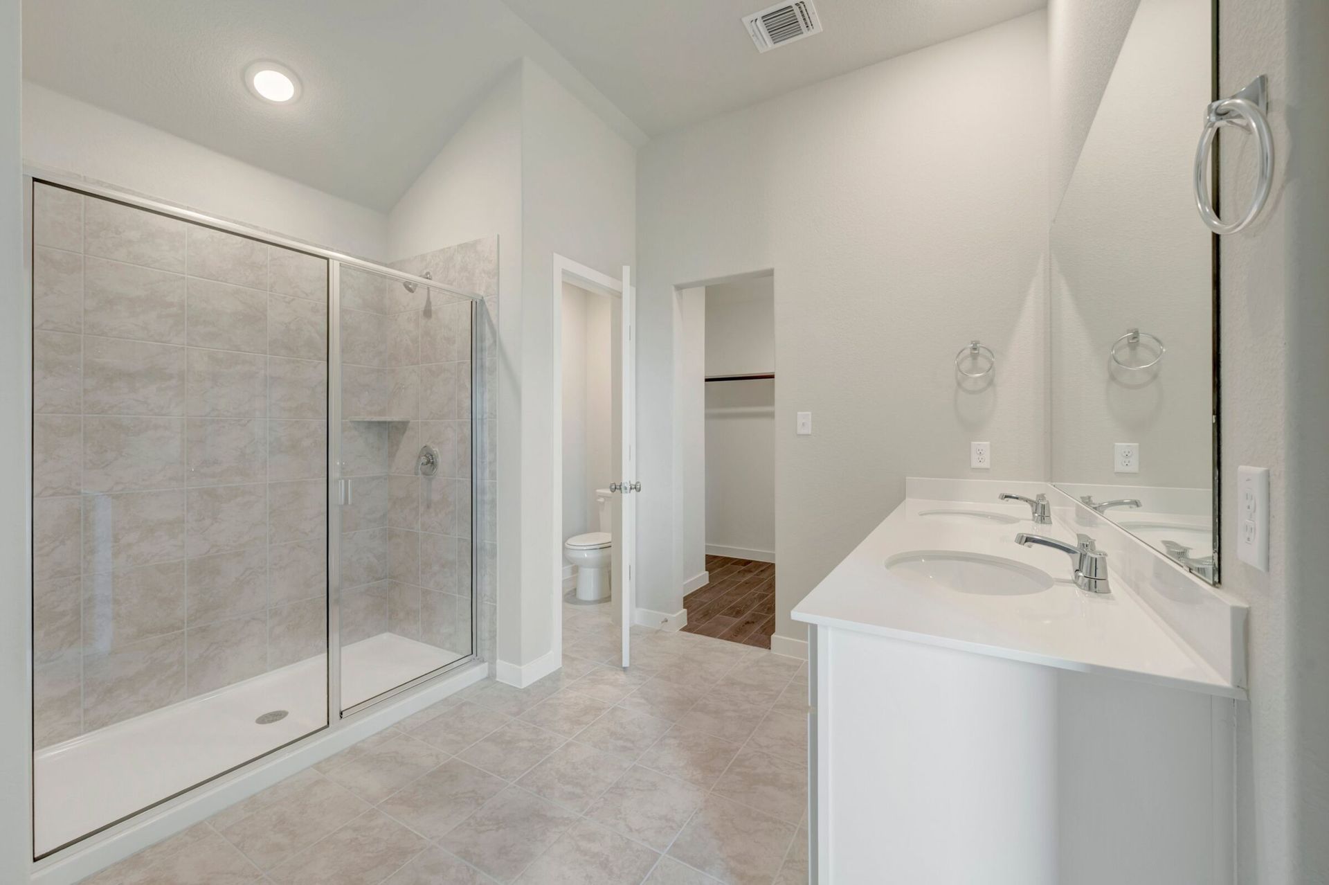 Owner's Bathroom