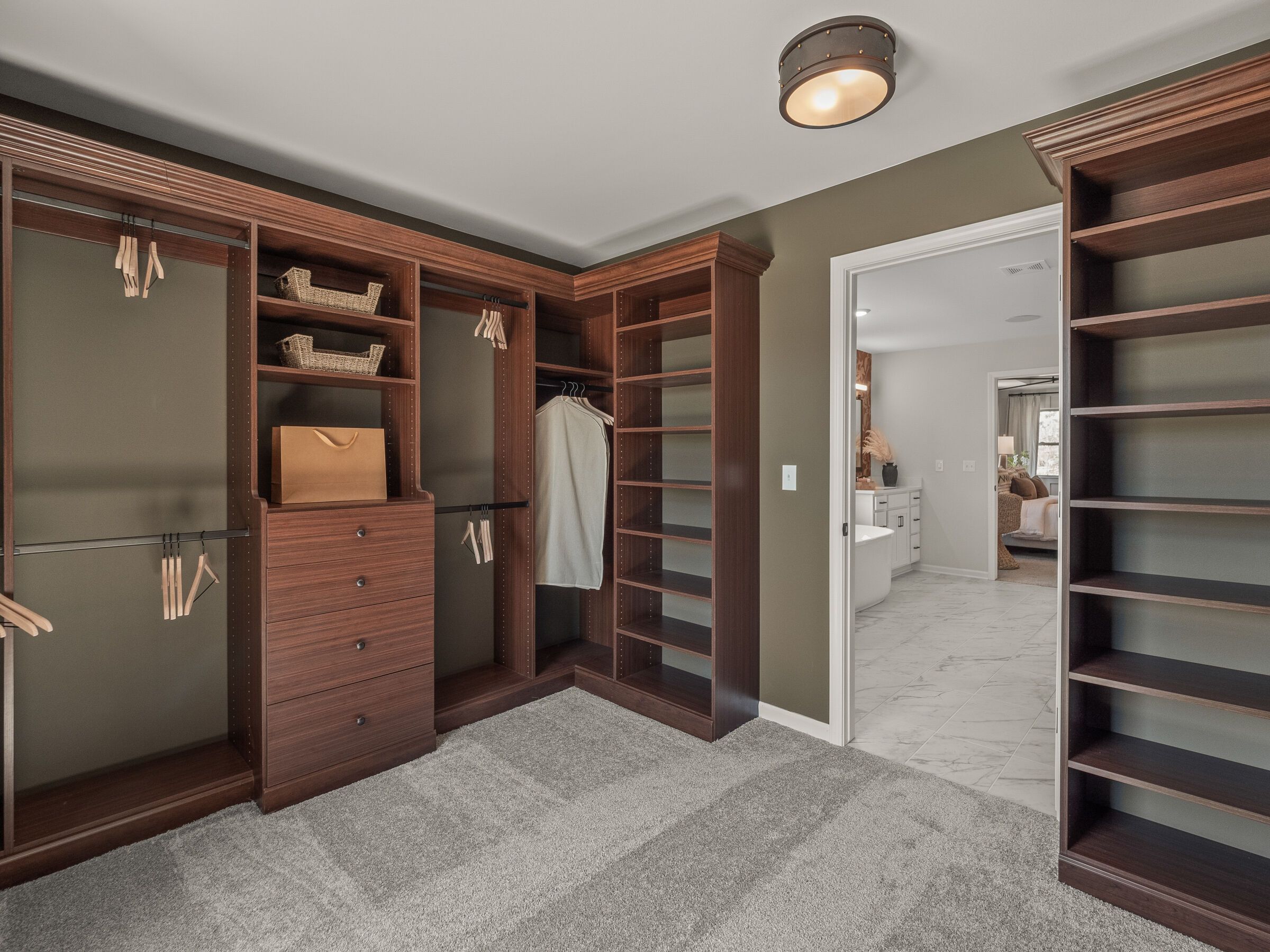 Owner's Closet