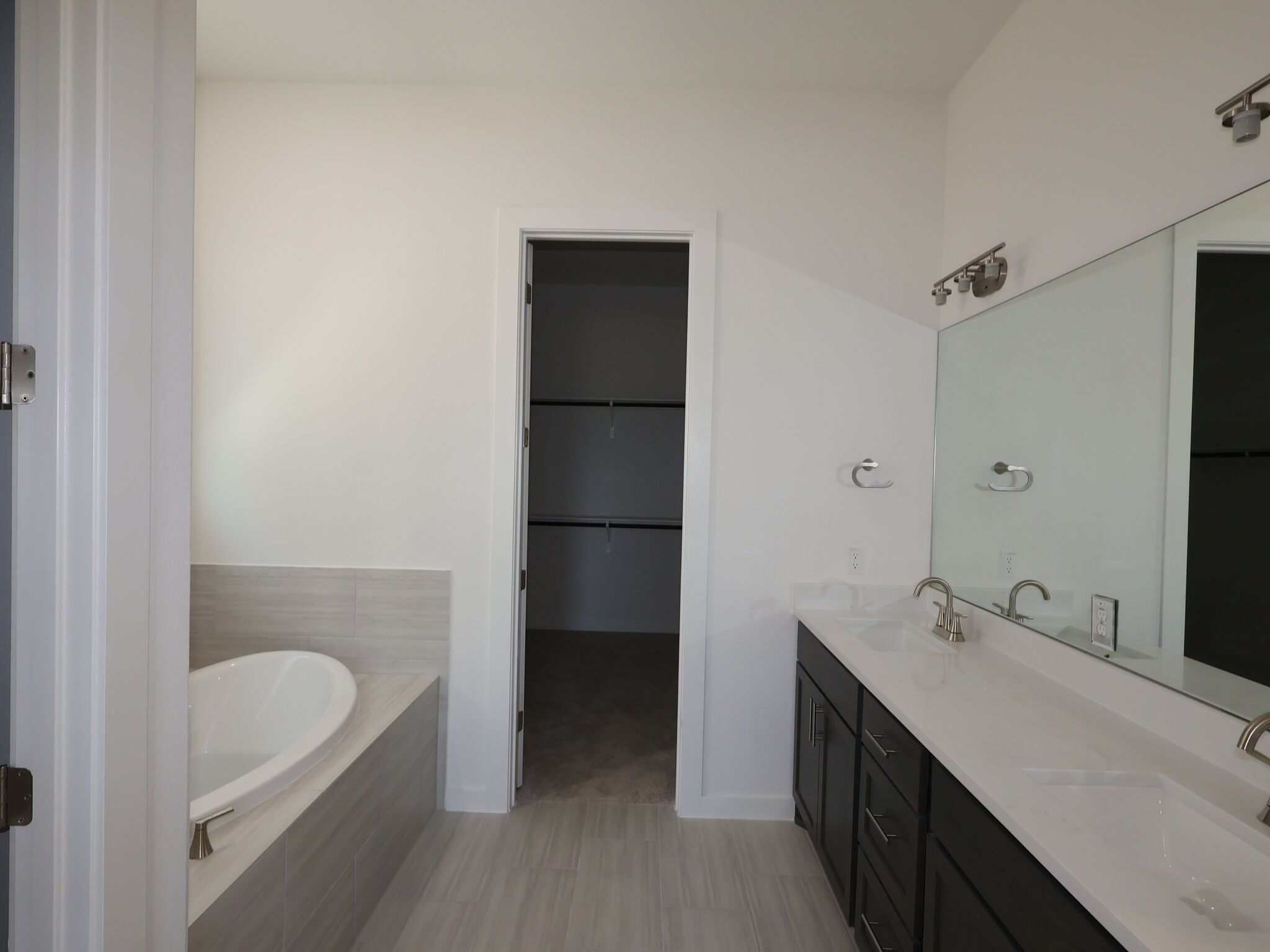 Owner's Bathroom